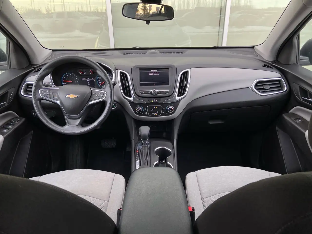 Chevrolet Equinox снимка Chevrolet Equinox