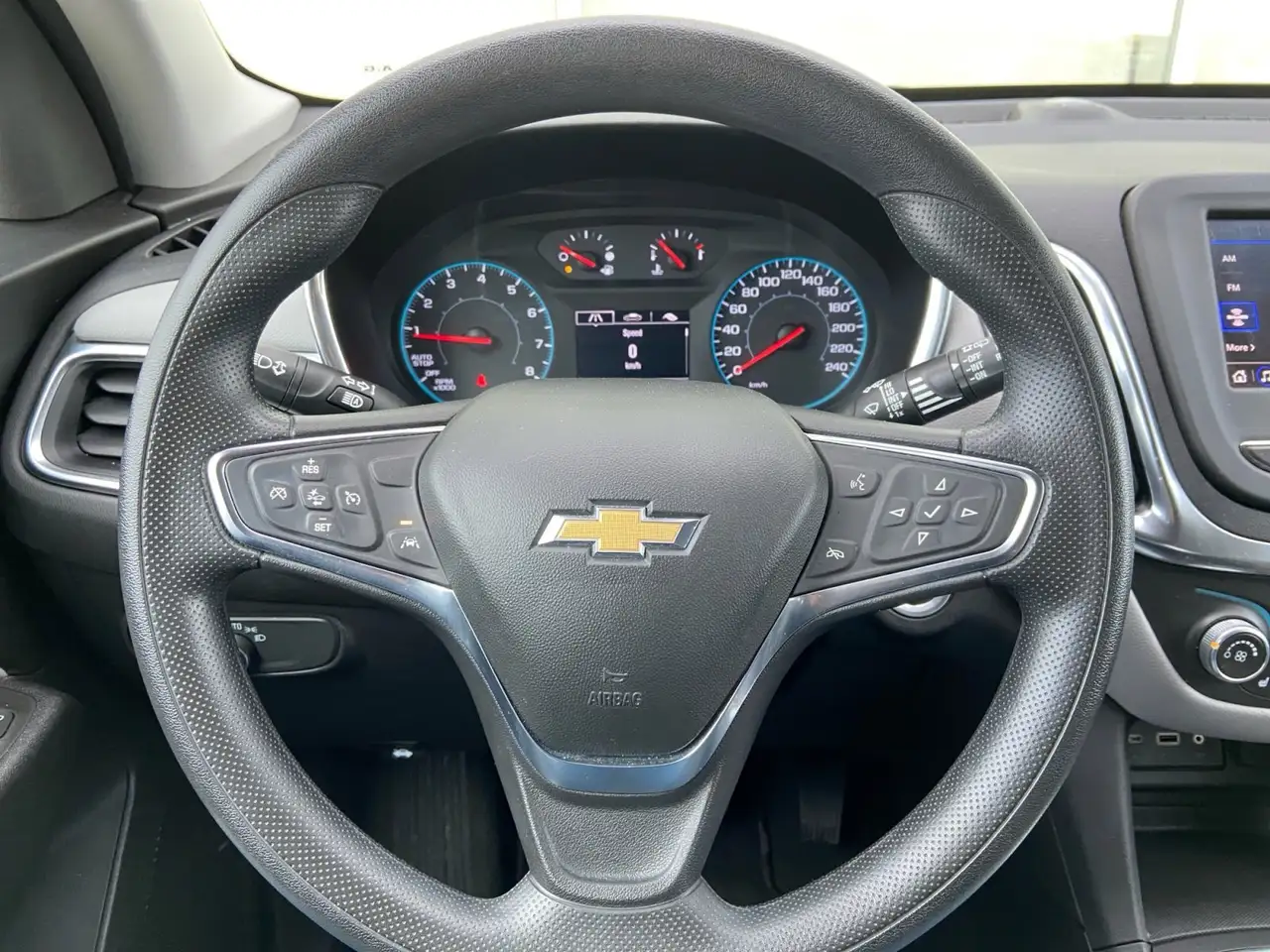 Chevrolet Equinox снимка Chevrolet Equinox