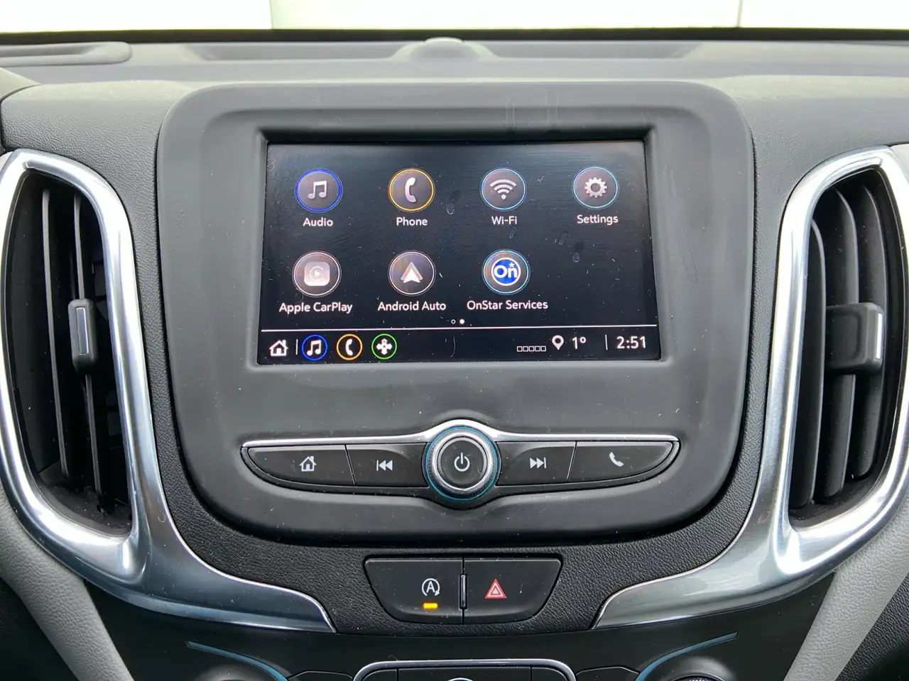 Chevrolet Equinox снимка Chevrolet Equinox