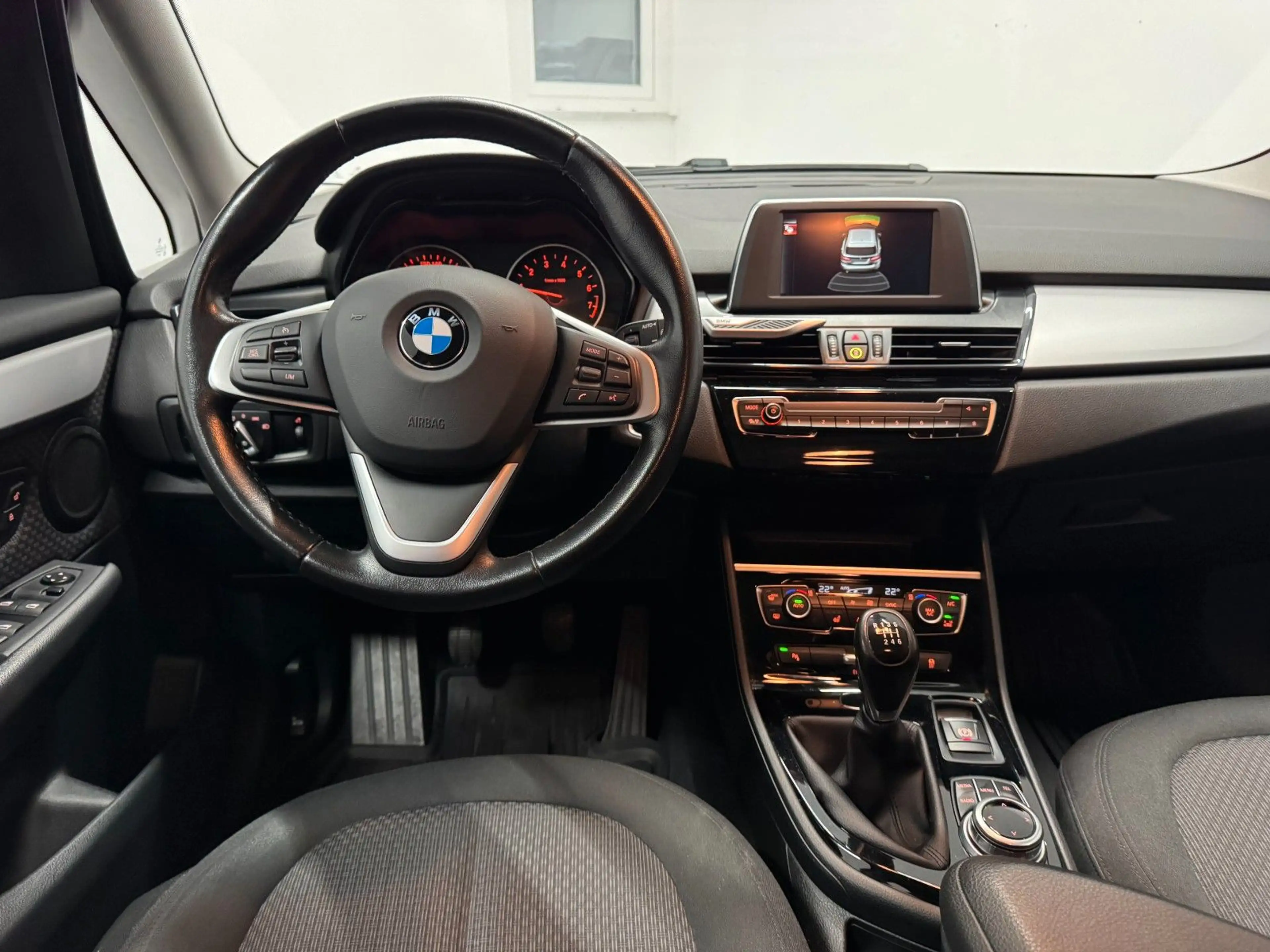BMW 220 Advantage*LED*PDC*SHZ*NAVI* — photo 21