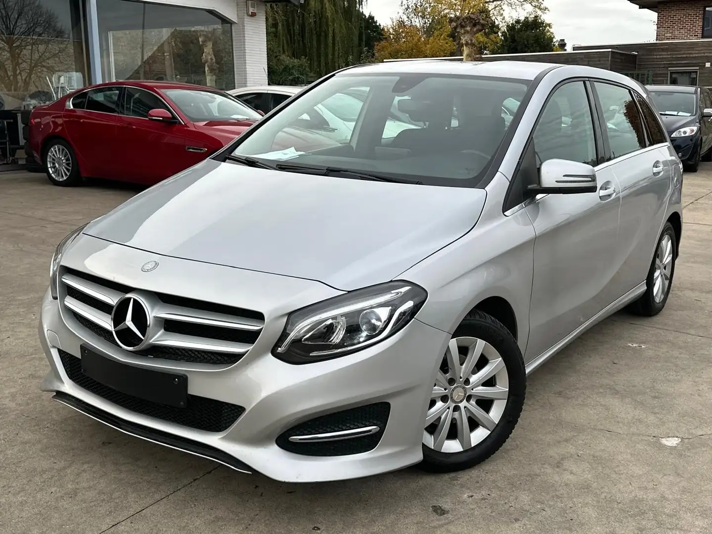 Mercedes-Benz B 180 B 180 (CDI) d Style Grijs - 2