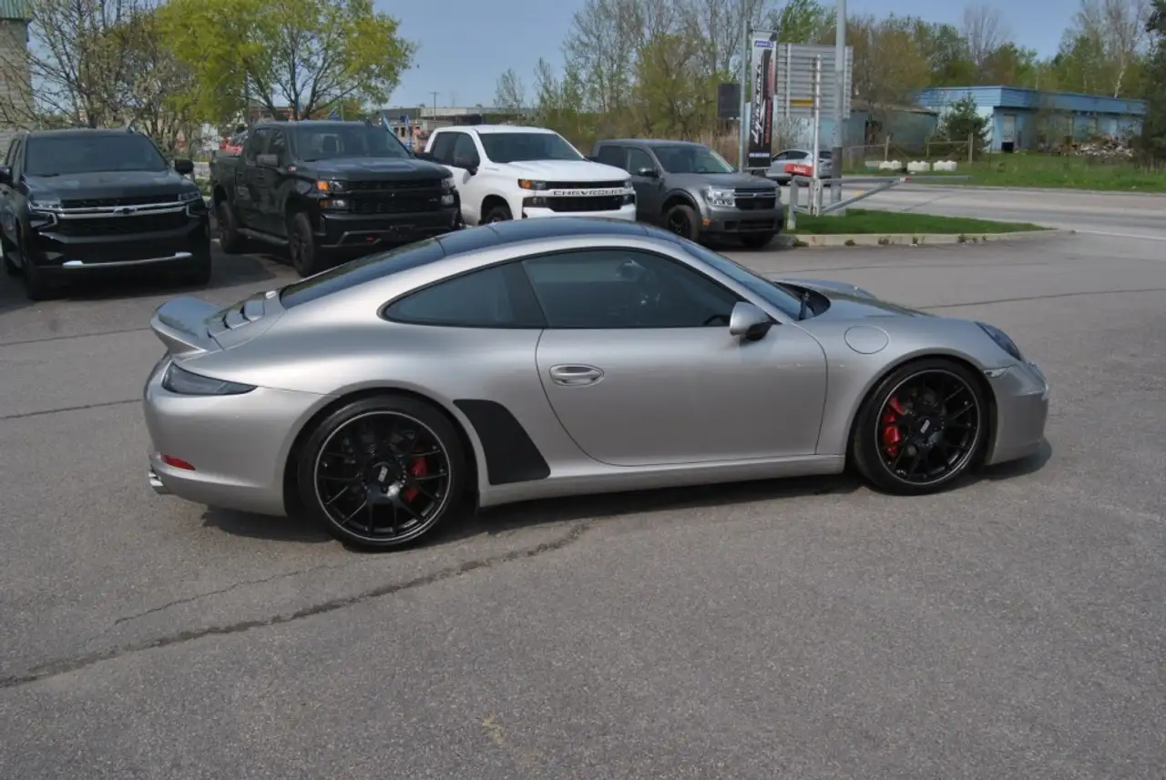 Porsche 911 снимка Porsche 911