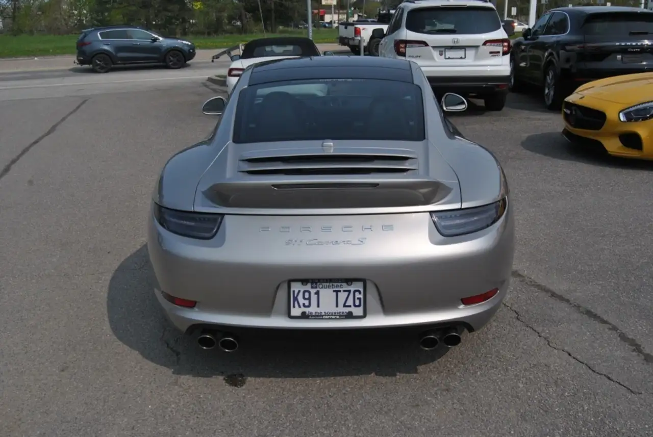 Porsche 911 снимка Porsche 911