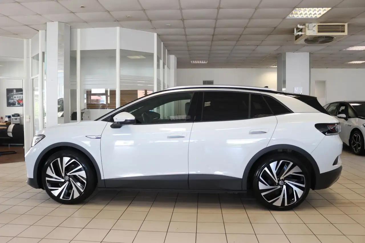 2023 Volkswagen ID.4 Pro Performance Sportpaket Matrix Pano 97%, photograph 10
