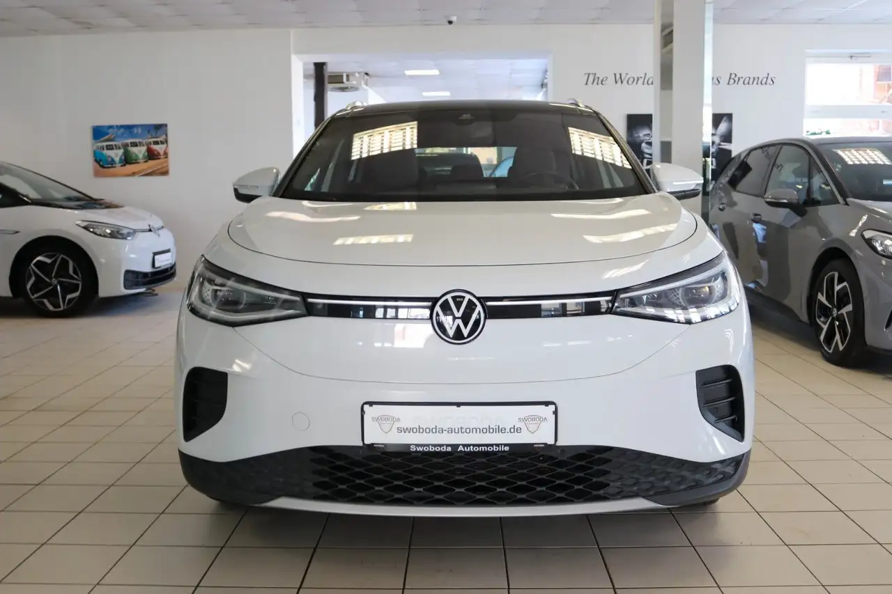2023 Volkswagen ID.4 Pro Performance Sportpaket Matrix Pano 97%, photograph 5