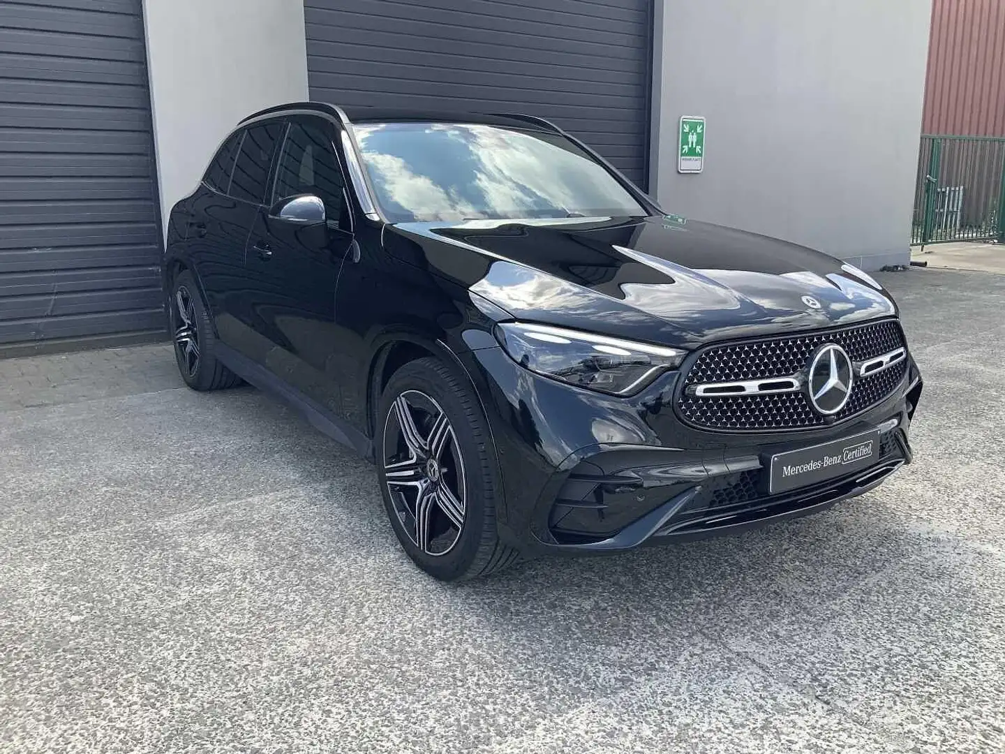 Mercedes-Benz GLC 220 d 4MATIC AMG Line Noir - 2