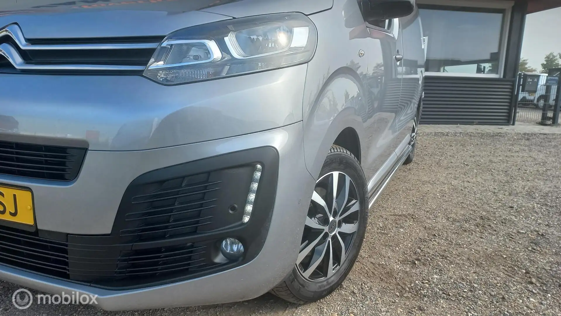 Citroen Jumpy bestel 2.0 BlueHDI 145 L3 Gris - 2