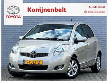 Toyota Yaris 1.3 VVTi Executive Automaat 5-deurs | Trekhaak | C