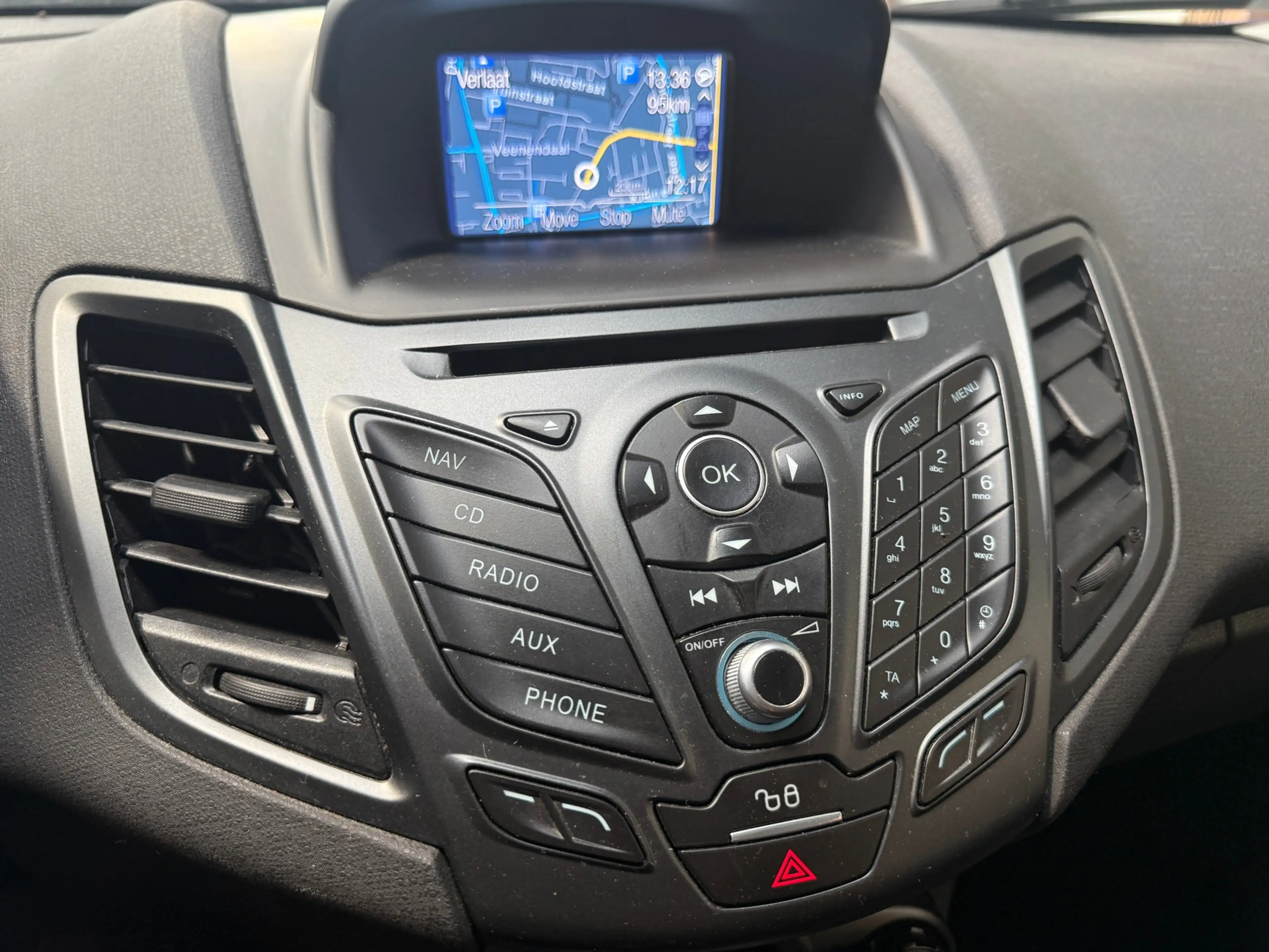 Ford Fiesta 1.0 Style. NAP! Nieuwe distributie riem, 5drs — photo 12