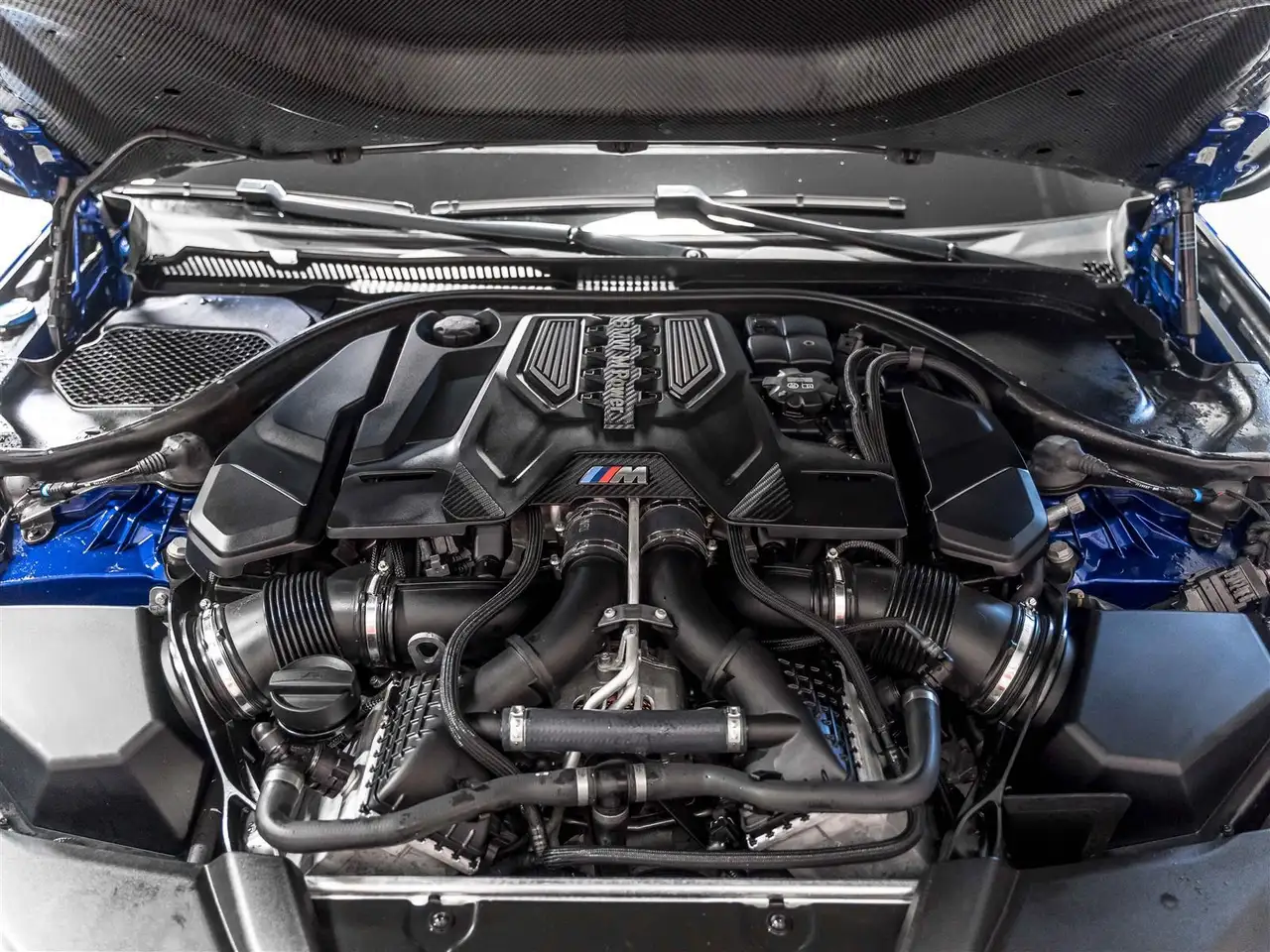 BMW M5 снимка BMW M5