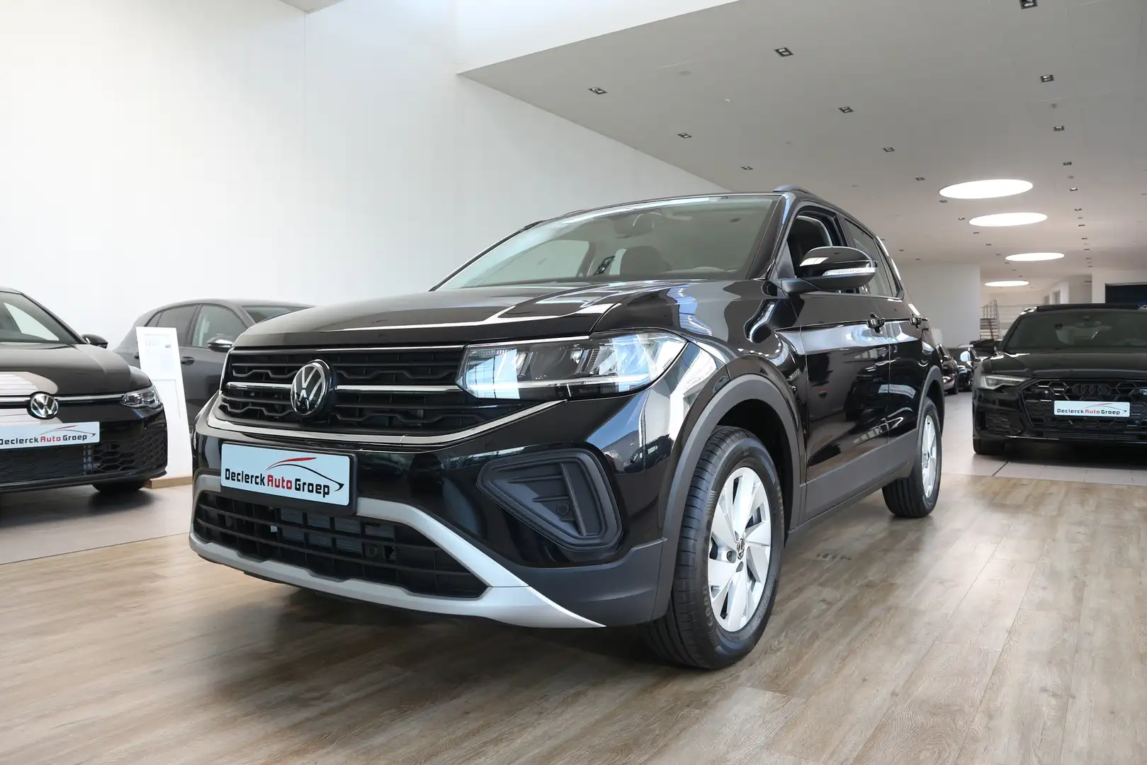 Volkswagen T-Cross 1.0TSI DSG LIFE"VELE OPTIES, STOCKWAGEN, TOPAANBOD Černá - 1
