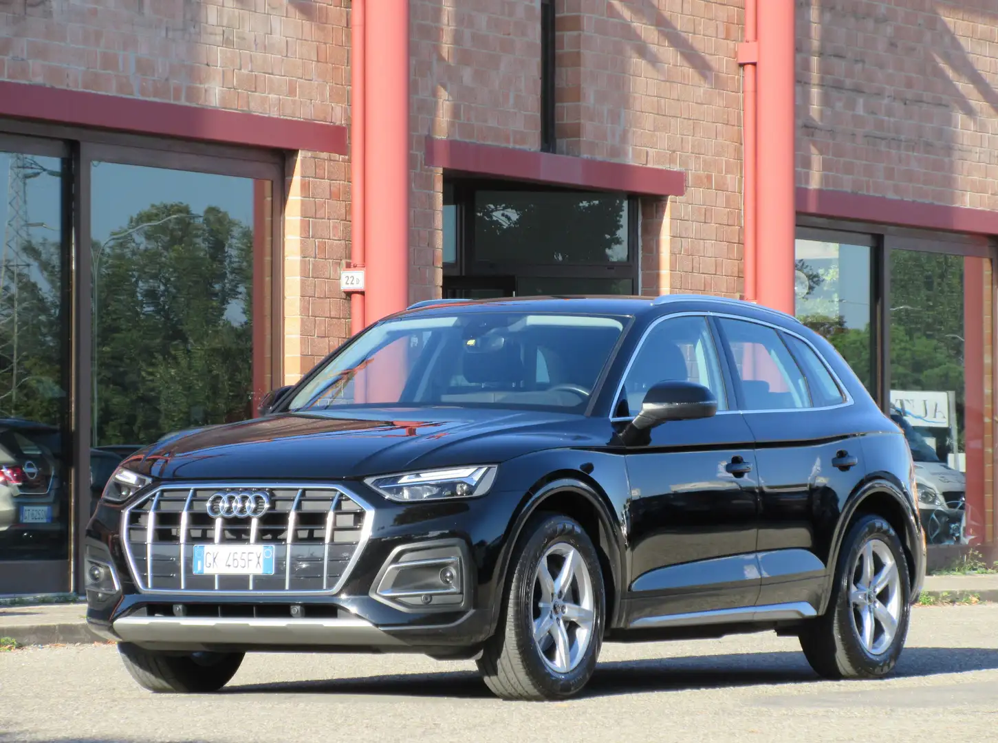 Audi Q5 35 2.0 tdi mhev 12V Business Advanced s-tronic Nero - 1