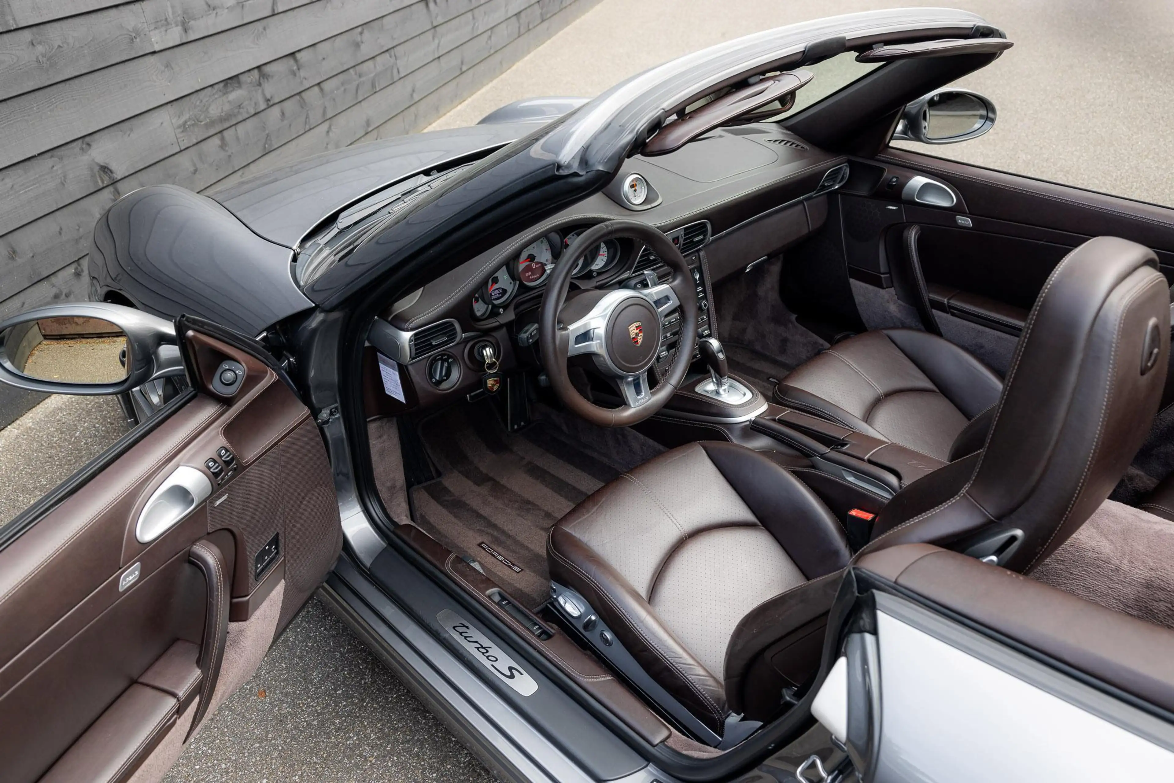 Porsche 997 3.8 Turbo S Cabrio - PCCB - 1ste lak - NL geleverd — photo 3