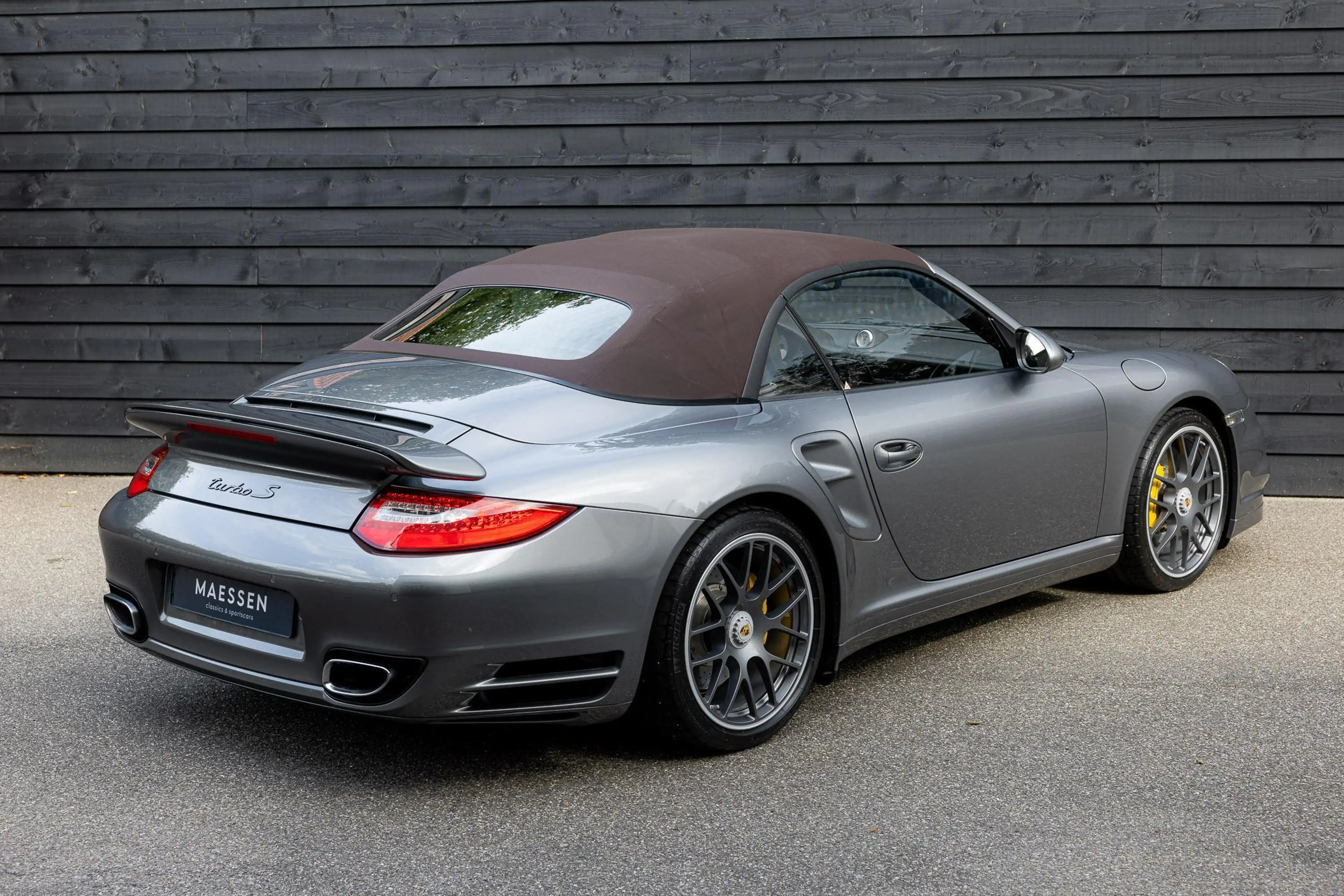 Porsche 997 3.8 Turbo S Cabrio - PCCB - 1ste lak - NL geleverd — photo 10
