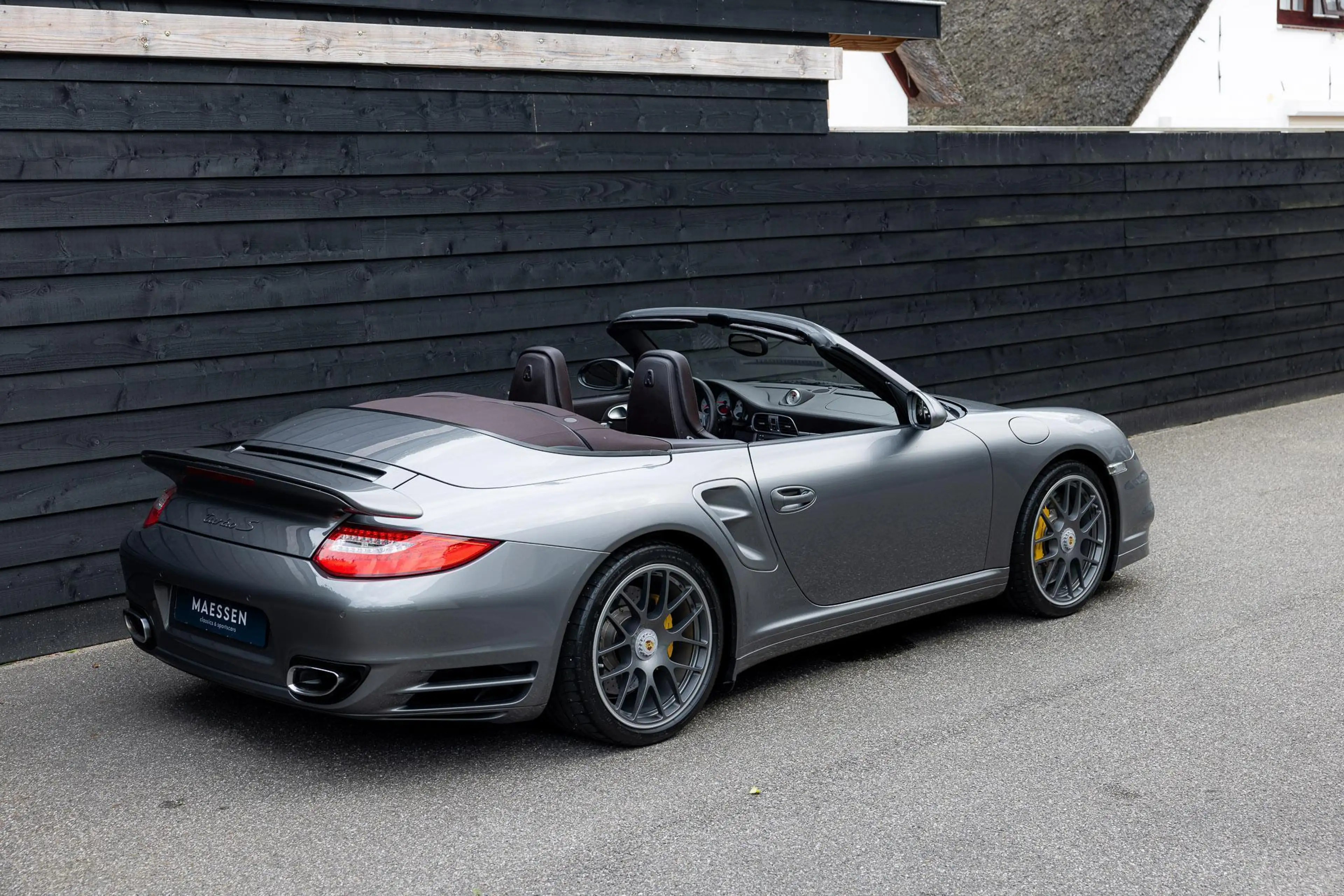 Porsche 997 3.8 Turbo S Cabrio - PCCB - 1ste lak - NL geleverd — photo 8