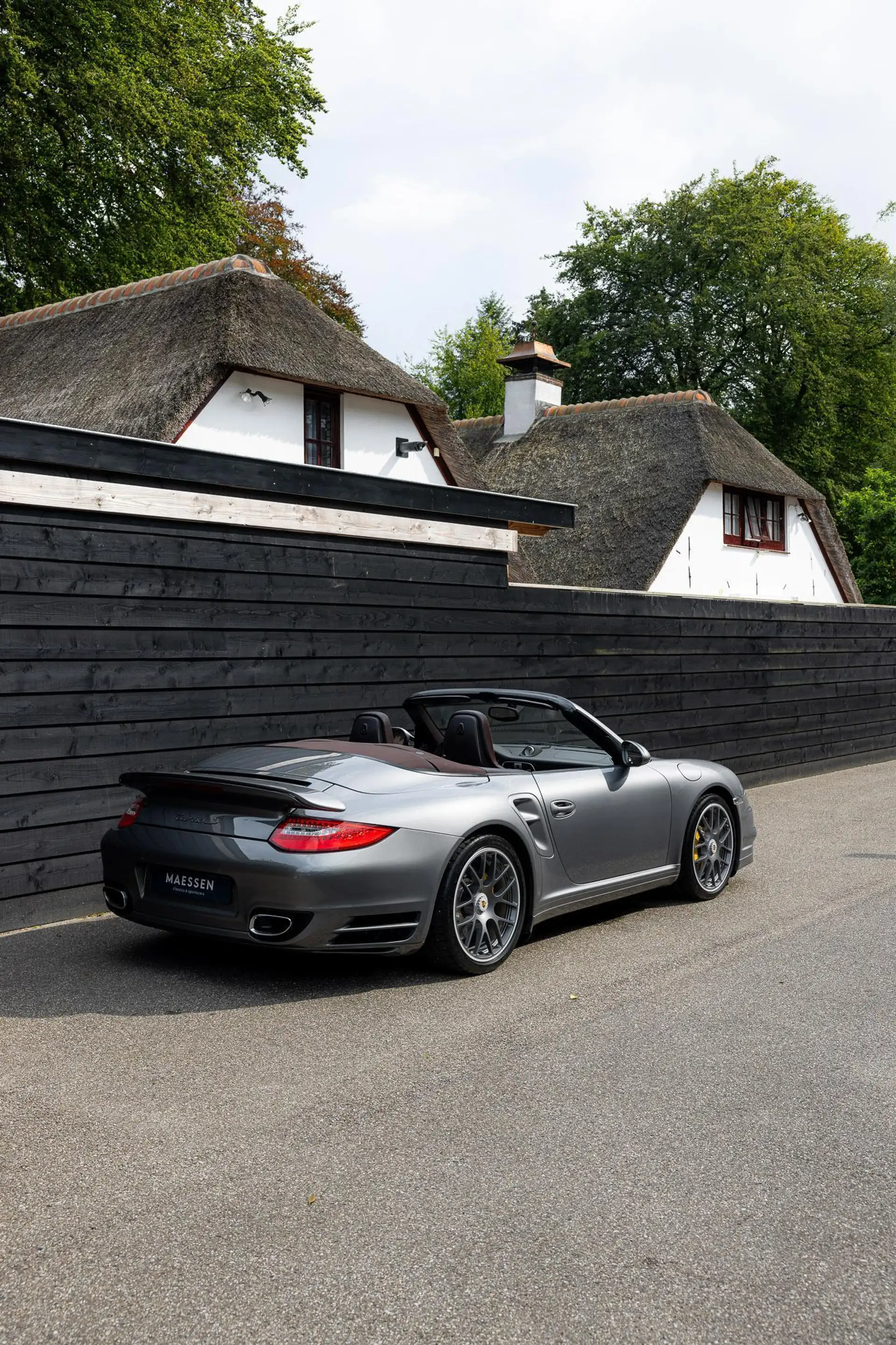Porsche 997 3.8 Turbo S Cabrio - PCCB - 1ste lak - NL geleverd — photo 9