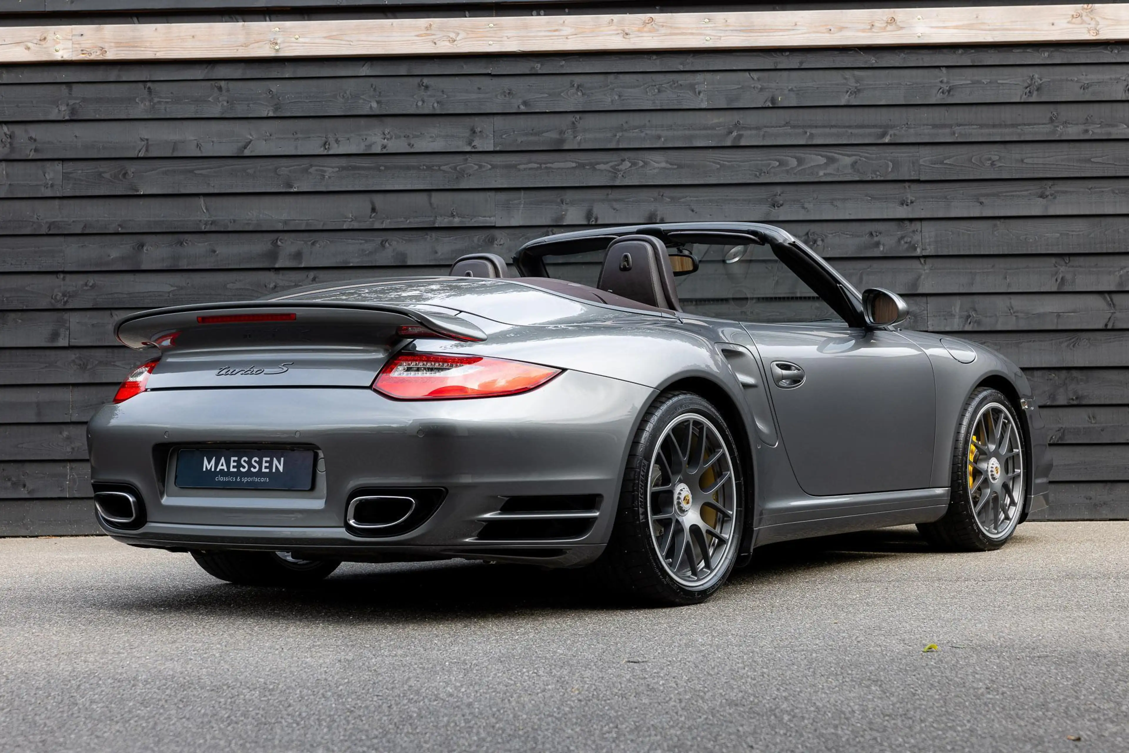 Porsche 997 3.8 Turbo S Cabrio - PCCB - 1ste lak - NL geleverd — photo 11