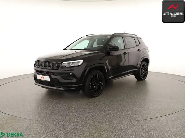Jeep Compass Compass 1.3 T4 4WD PANO,KEYLESSGO,ACC,KAMERA,SH