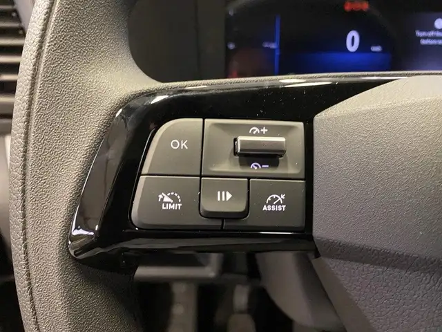 Opel Vivaro view 13