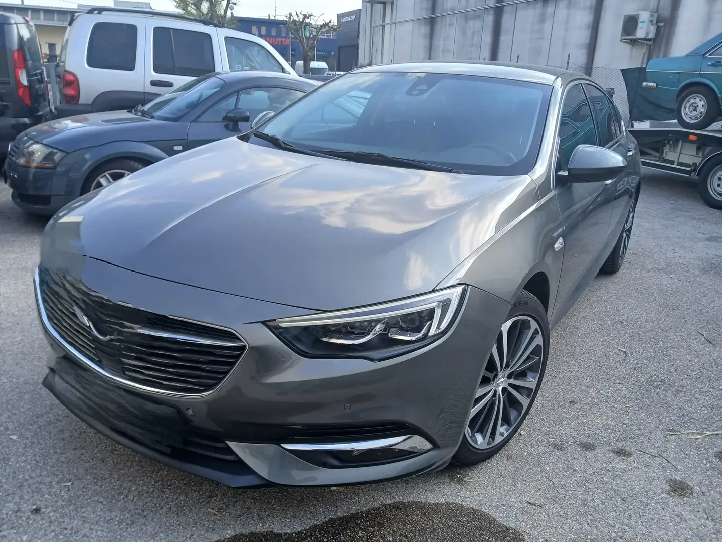 Opel Insignia Insignia 5p 1.4 Advance 140cv Grigio - 2
