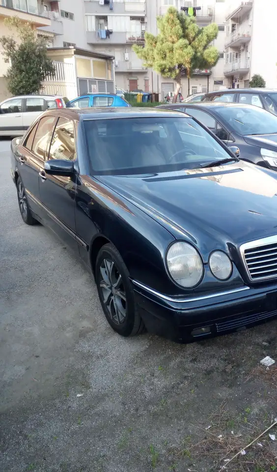 Mercedes-Benz E 250 Classe E - W210 Berlina d Classic, foto 5
