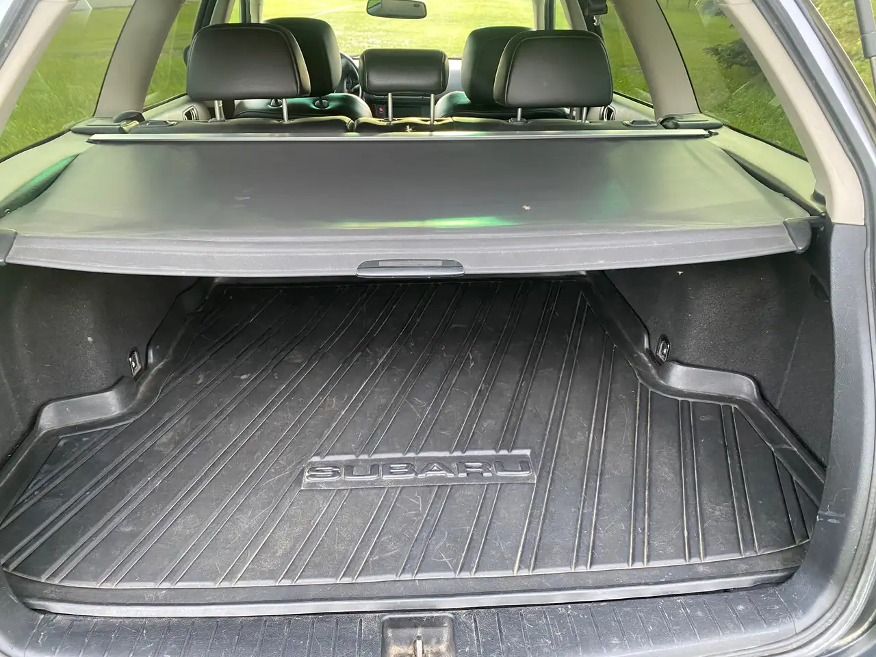 Subaru OUTBACK fotografie Subaru OUTBACK