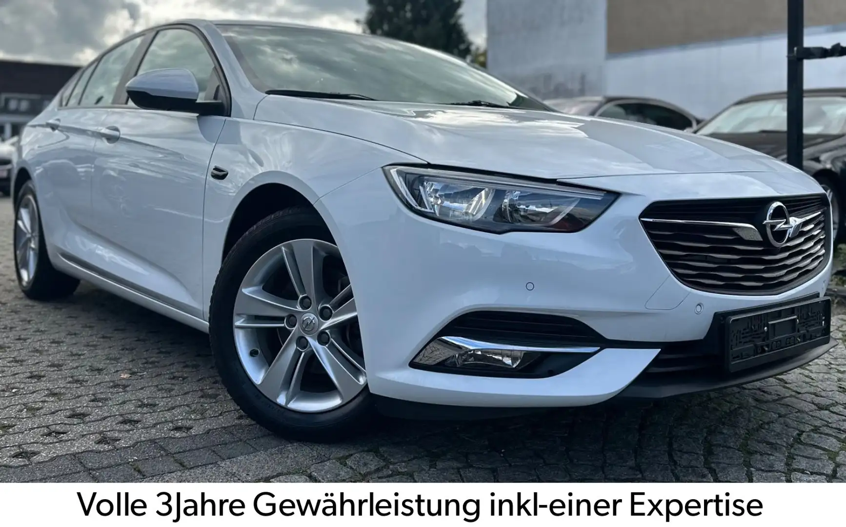 Opel Insignia INSIGNIA *EDITION*SHZ-PDC-TEMPOMAT-APPLE CARPLAY Blanc - 1