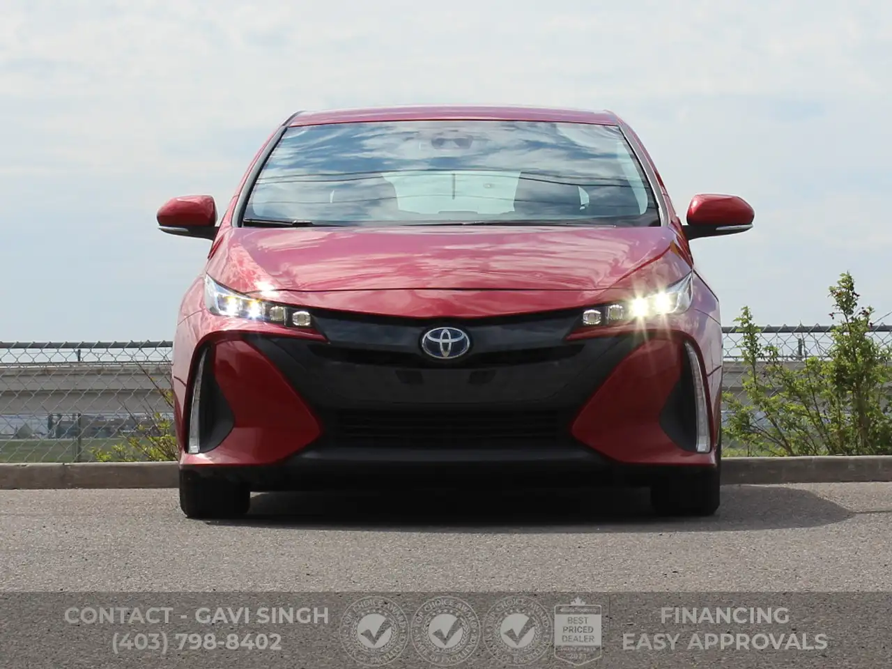 Toyota Prius Prime снимка Toyota Prius Prime