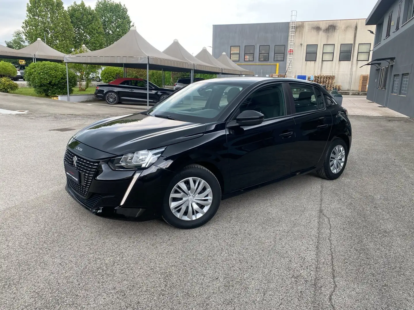 Peugeot 208 PureTech 75 Stop&Start 5 porte Active Negro - 2