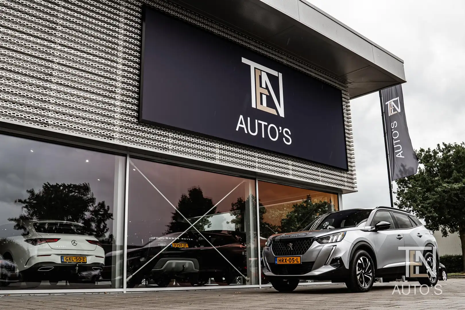 Peugeot 2008 1.2 PureTech GT Automaat | Keyless | Panodak | Sto Grijs - 1