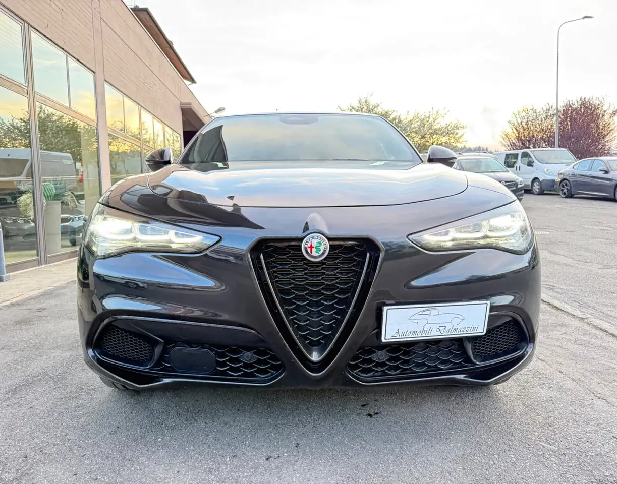 Alfa Romeo Stelvio 2024