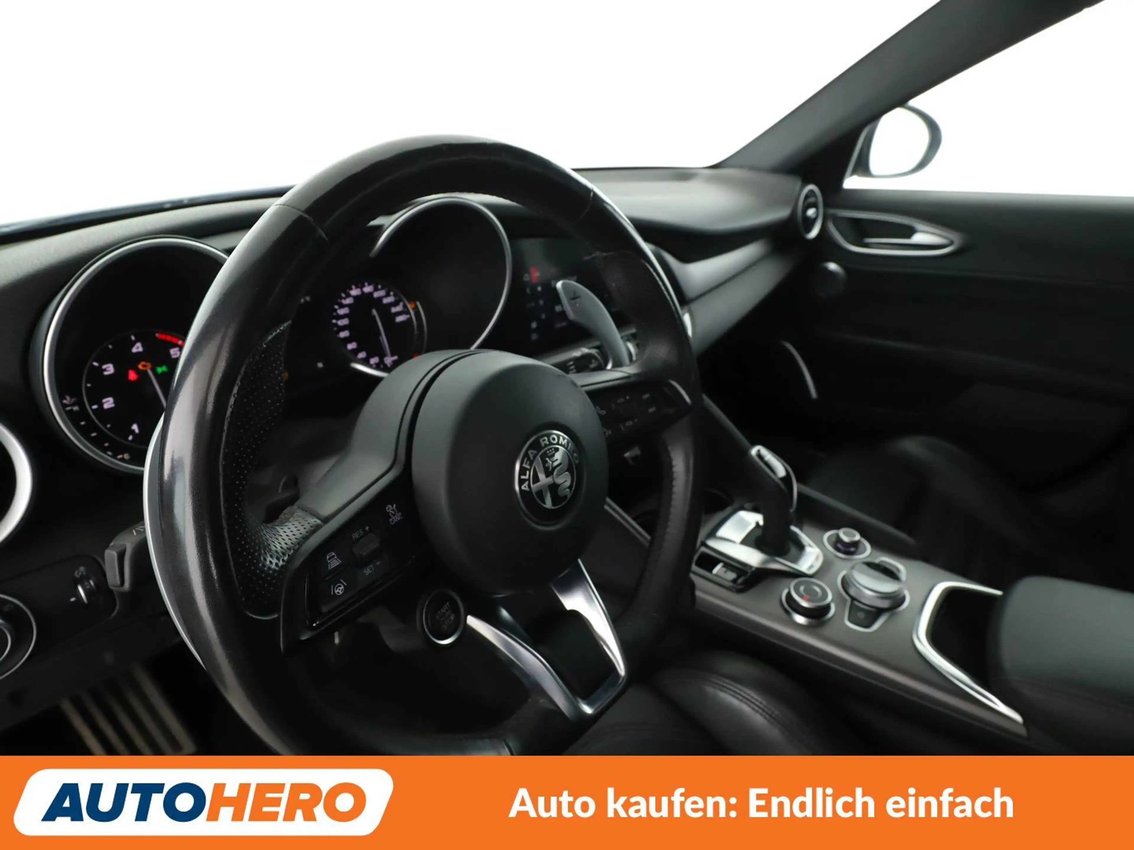 Alfa Romeo Giulia 2.2 JTDM Sprint Aut.*ACC*PDC*SHZ*ALU*KLIMA* — photo 11