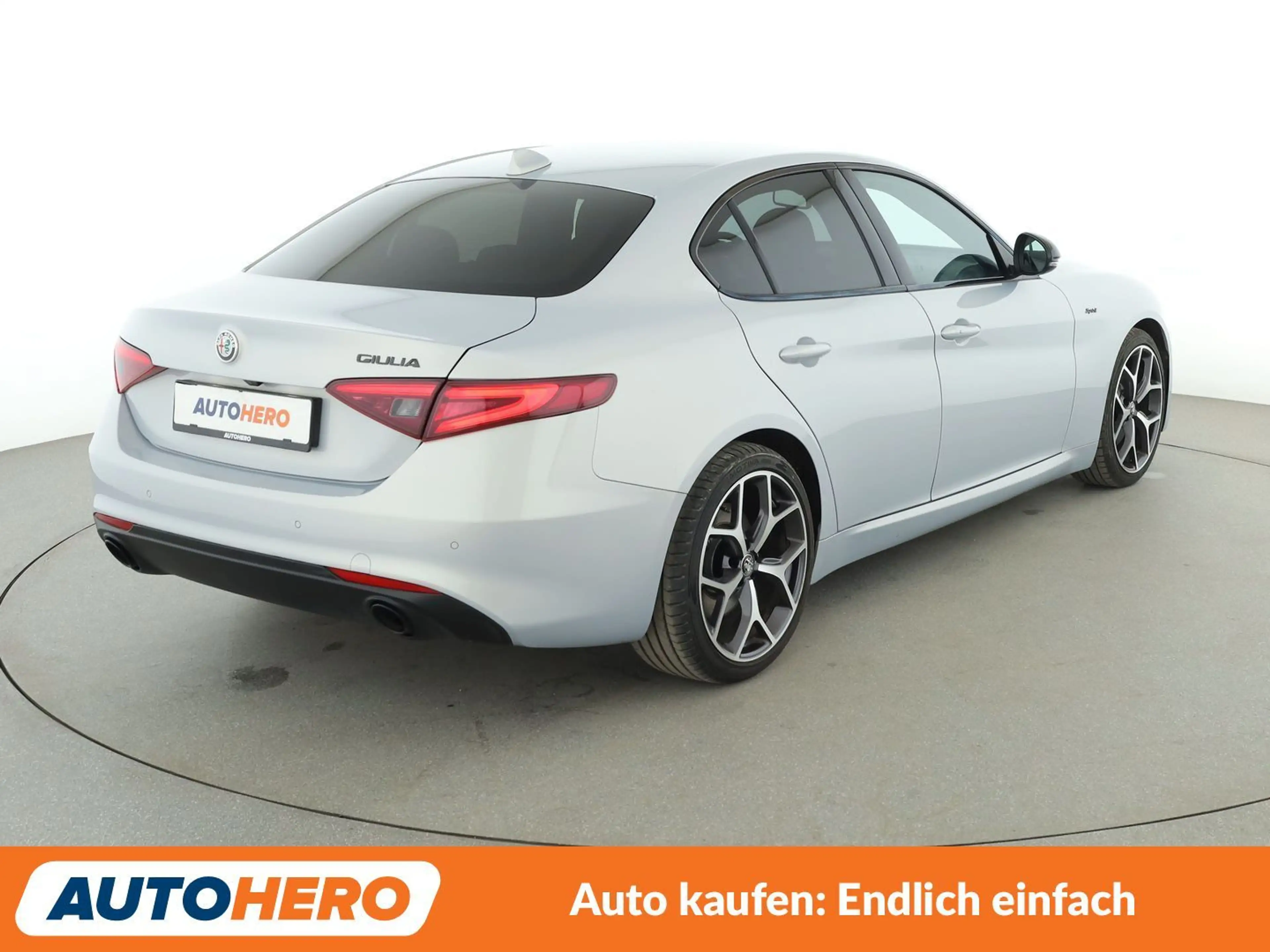Alfa Romeo Giulia 2.2 JTDM Sprint Aut.*ACC*PDC*SHZ*ALU*KLIMA* — photo 6