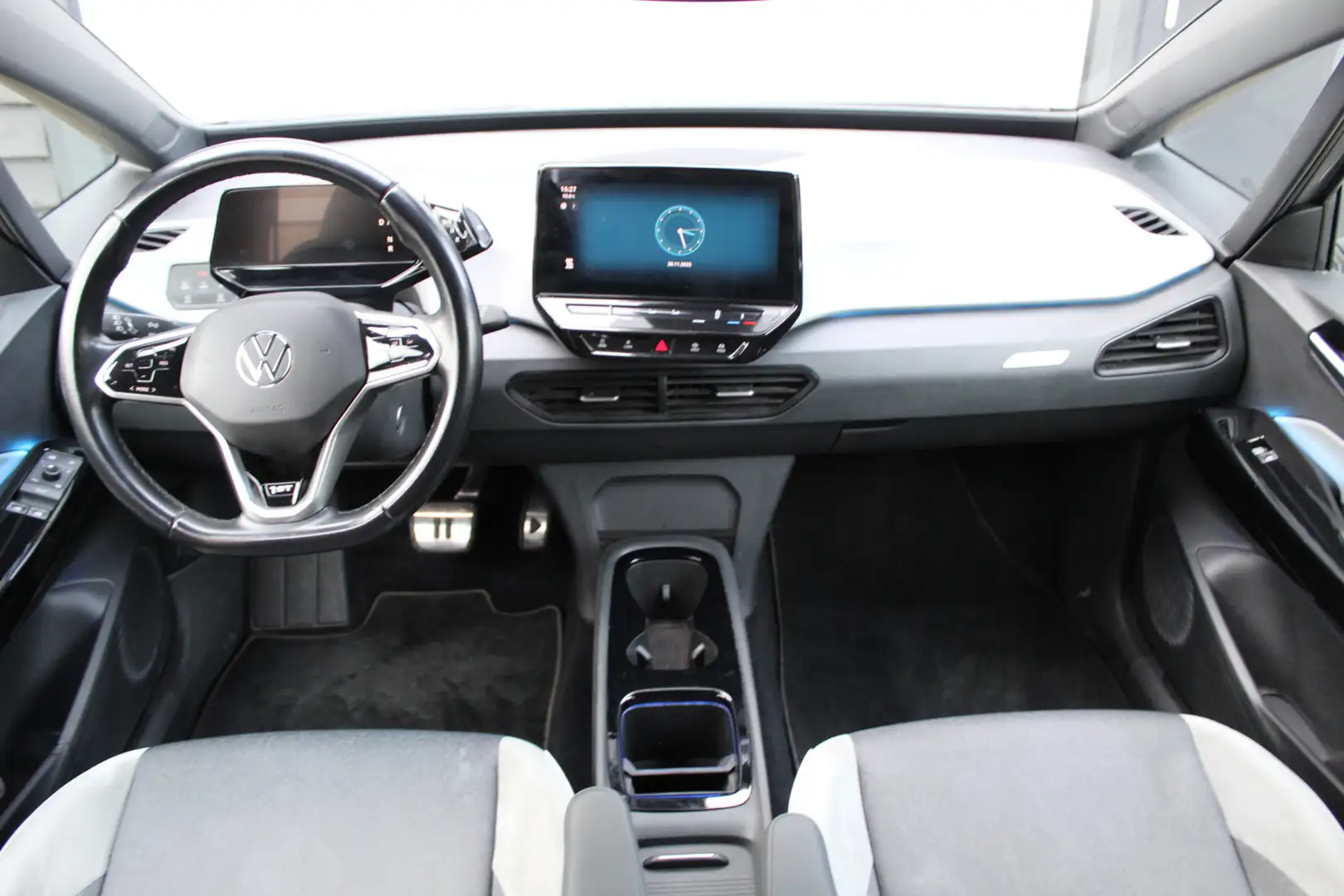 Volkswagen ID.3 First Plus 58 kWh | SOH 87% | Incl BTW | Trekhaak Gris - 2