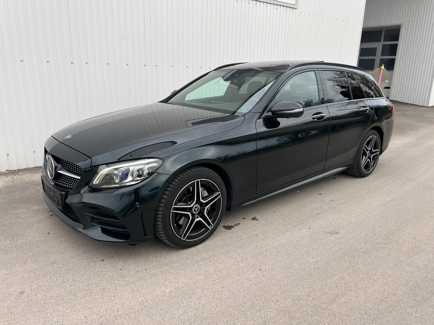 Mercedes-Benz C 220 C 220 T d 4Matic (205.215) Grün - 1