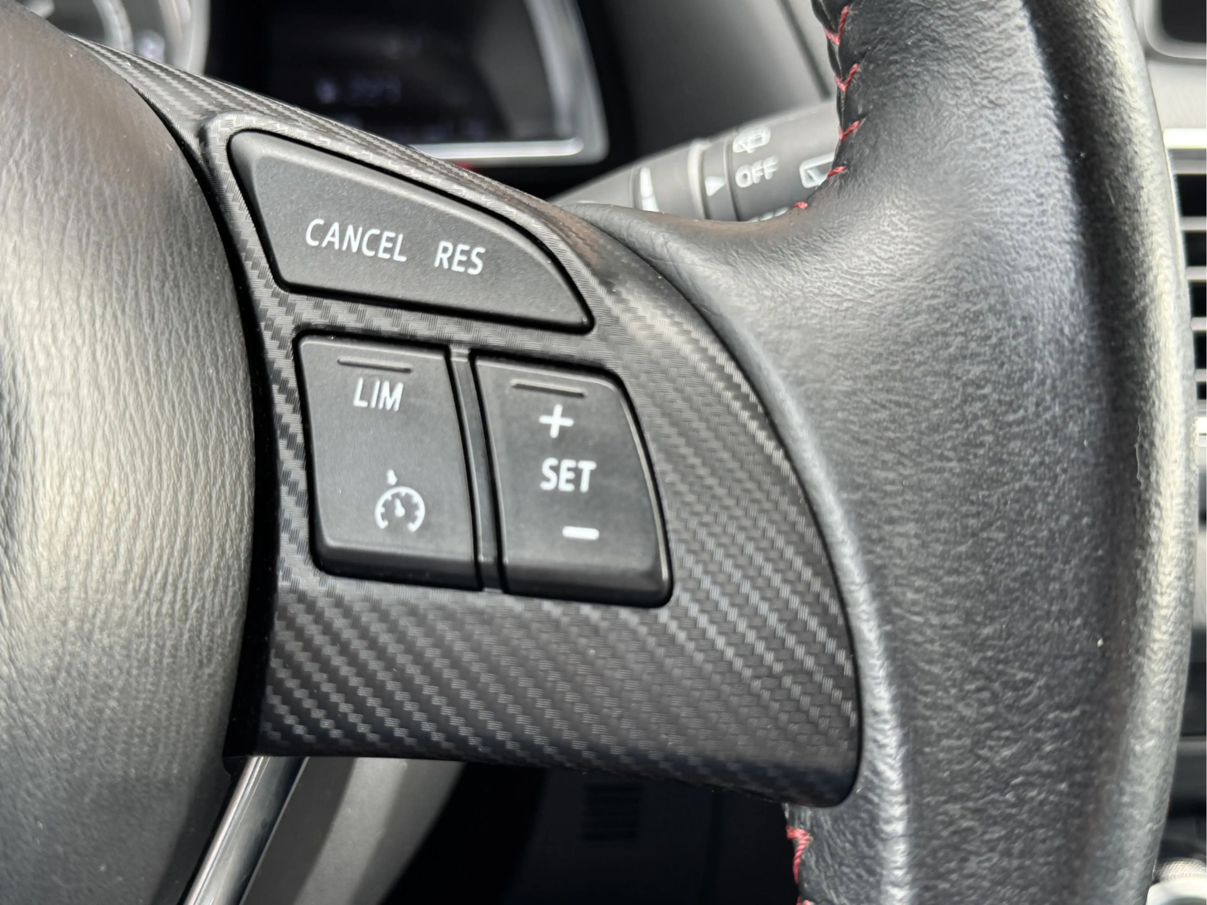 Mazda 3 2.0 GT-M | NL-AUTO! | LEDER! | NAVI! | TREKHAAK! — photo 20