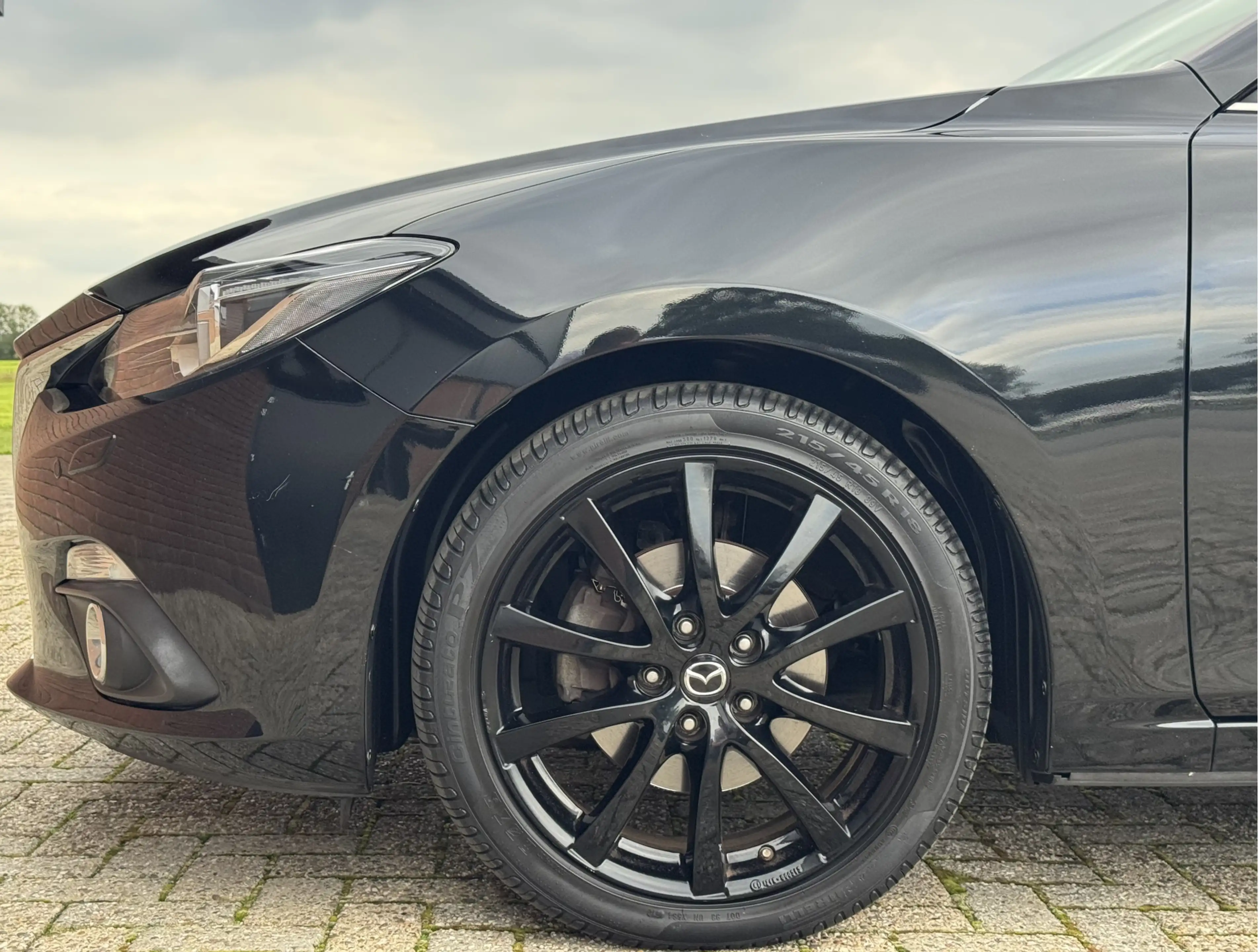 Mazda 3 2.0 GT-M | NL-AUTO! | LEDER! | NAVI! | TREKHAAK! — photo 38