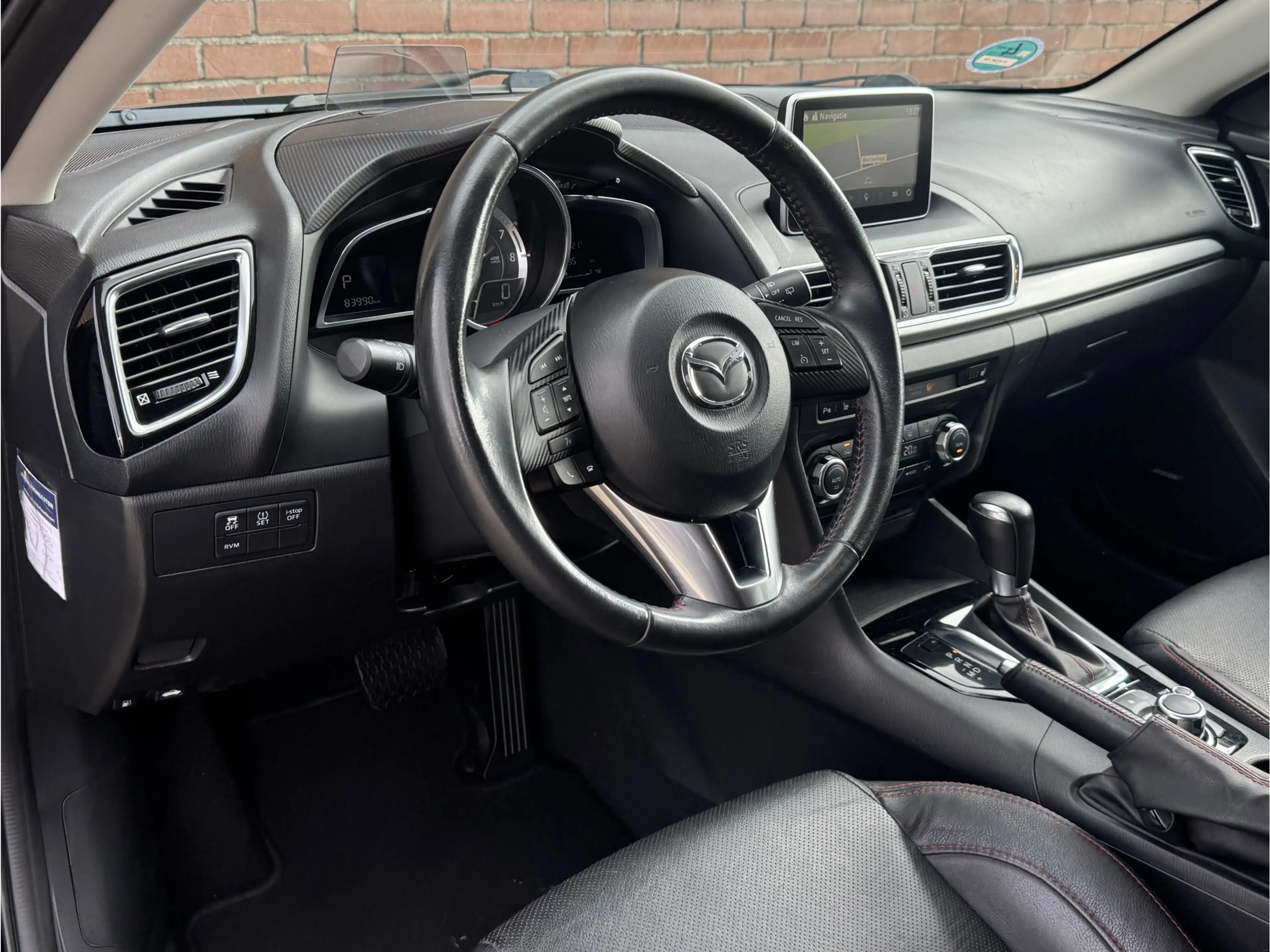 Mazda 3 2.0 GT-M | NL-AUTO! | LEDER! | NAVI! | TREKHAAK! — photo 9