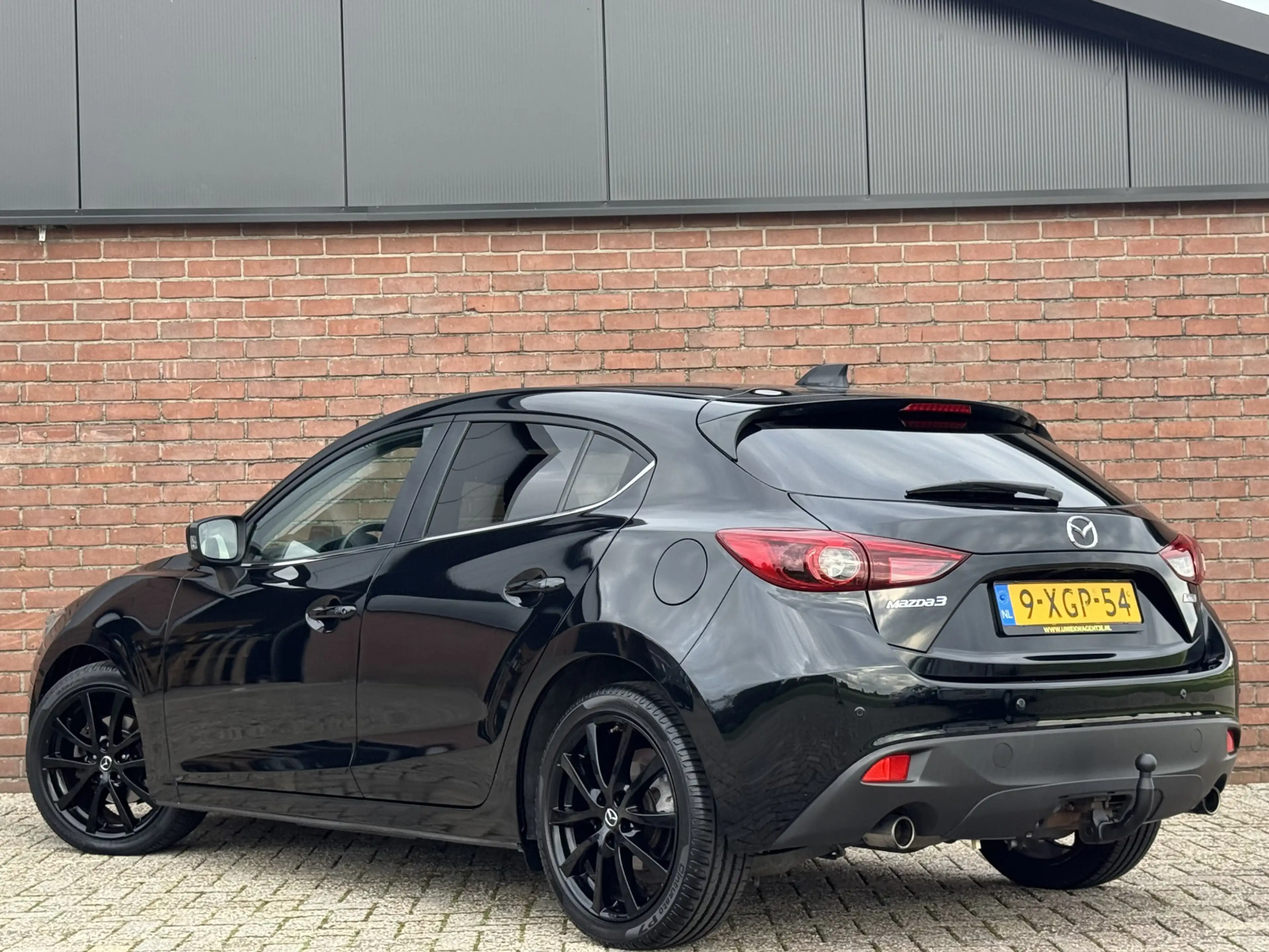 Mazda 3 2.0 GT-M | NL-AUTO! | LEDER! | NAVI! | TREKHAAK! — photo 5