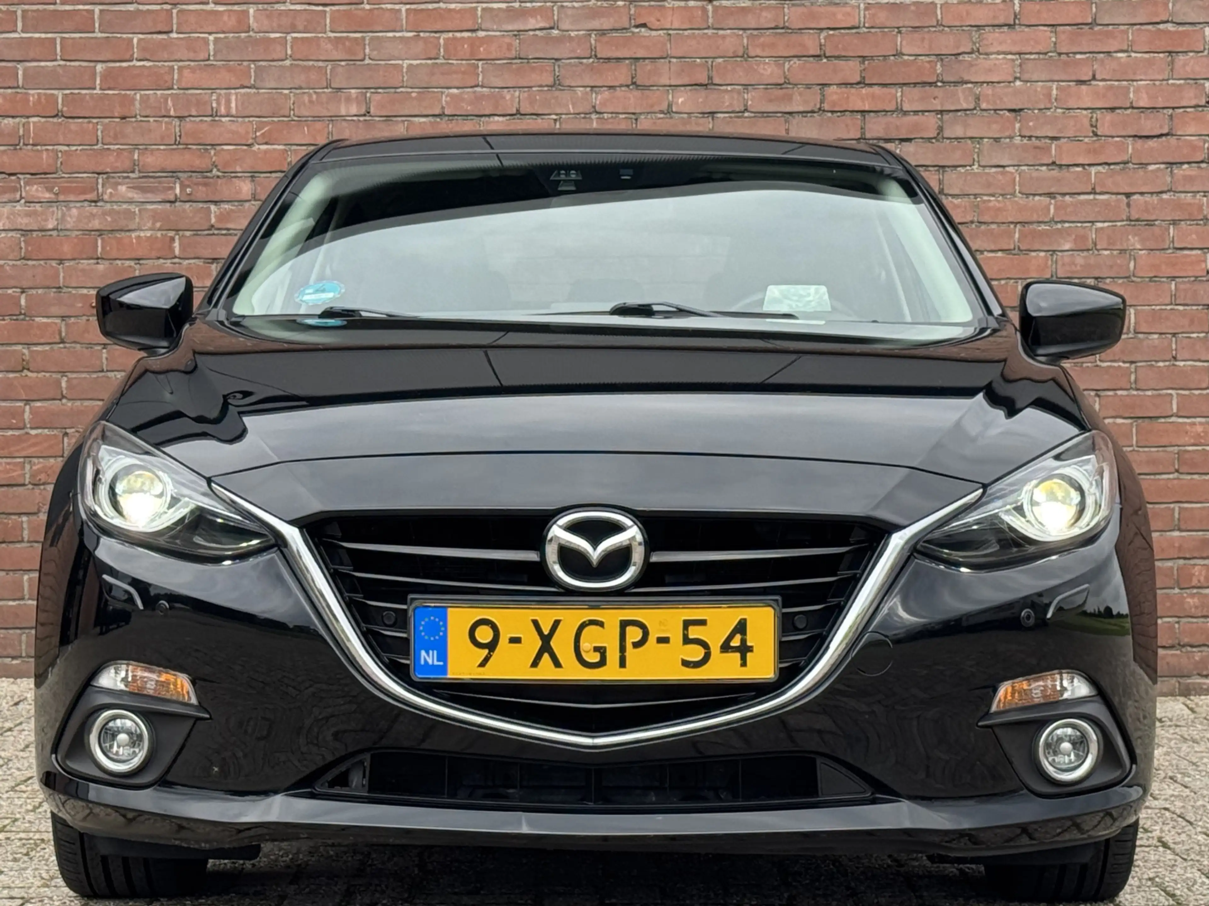 Mazda 3 2.0 GT-M | NL-AUTO! | LEDER! | NAVI! | TREKHAAK! — photo 2