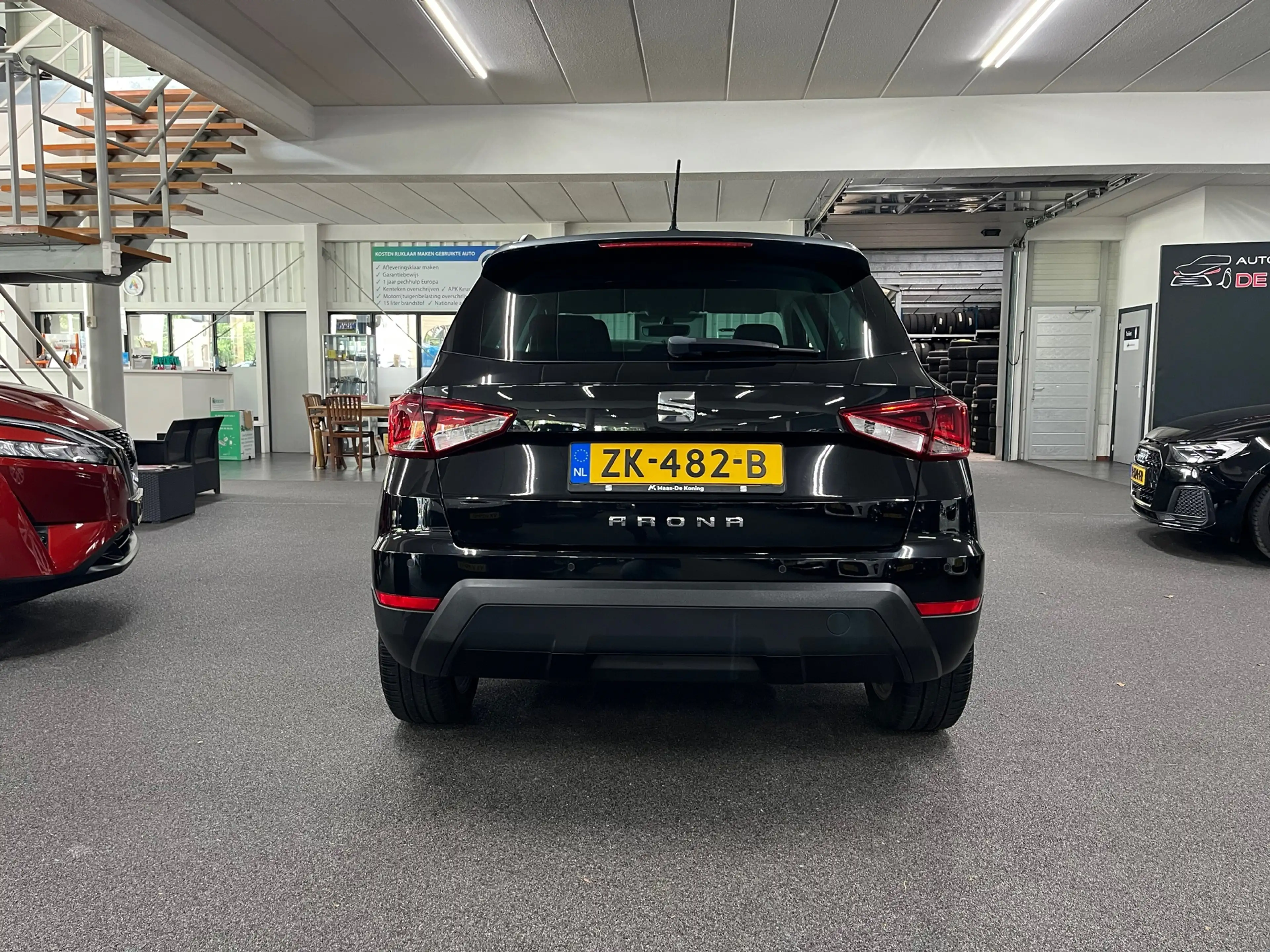 SEAT Arona 1.0 TSI Xcellence Launch Edition / Navi /Apple Car — photo 4