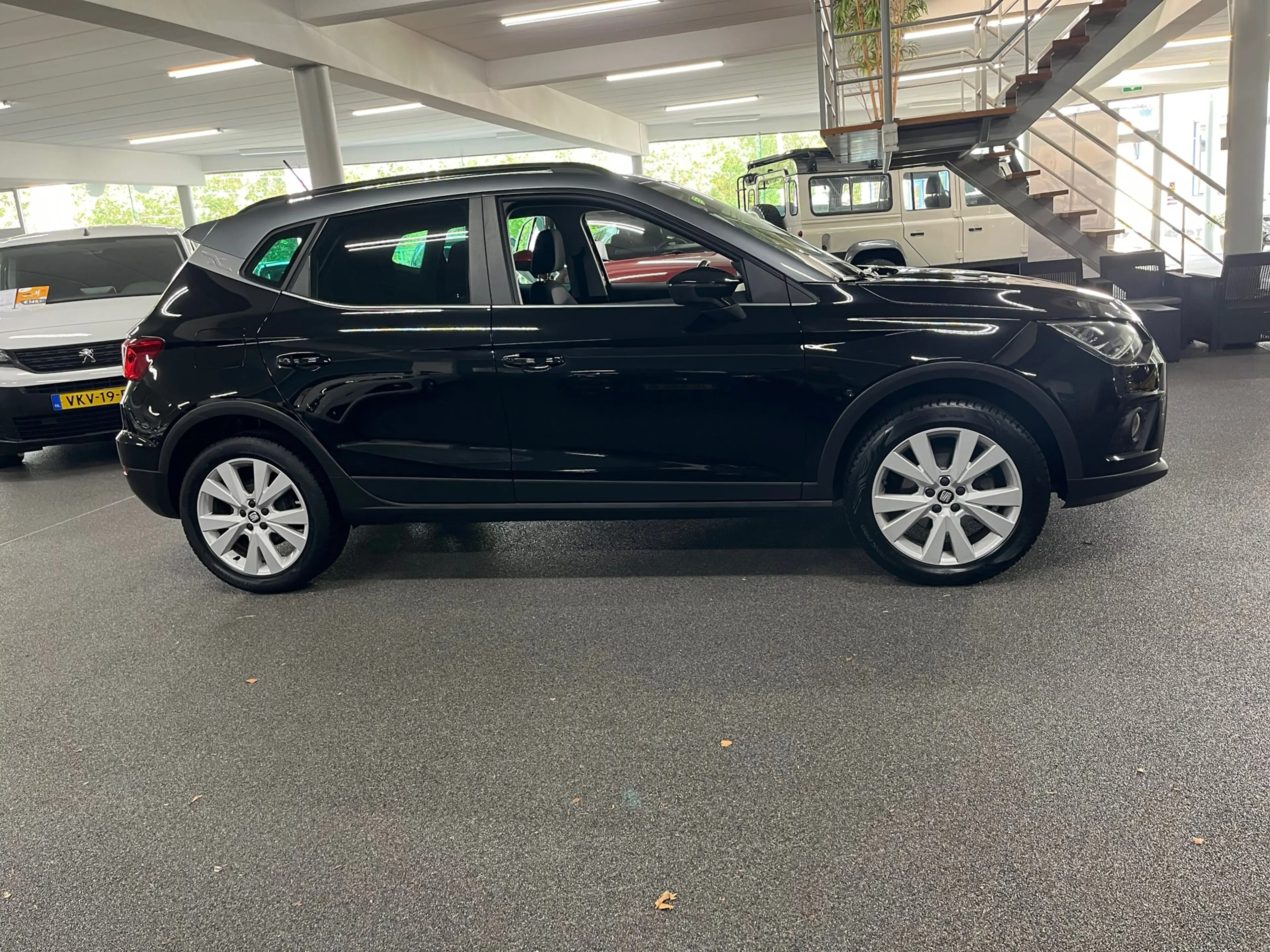 SEAT Arona 1.0 TSI Xcellence Launch Edition / Navi /Apple Car — photo 7