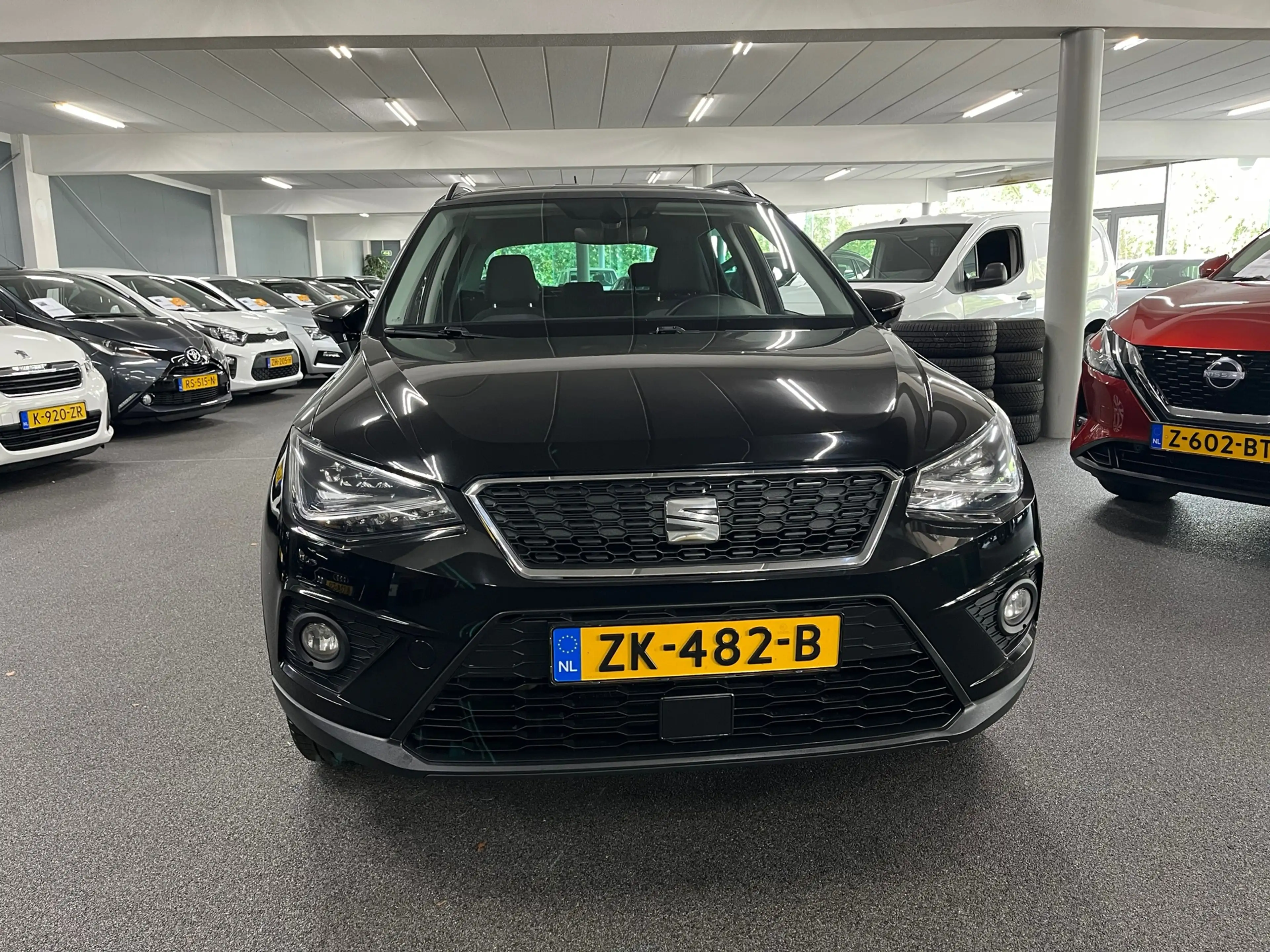 SEAT Arona 1.0 TSI Xcellence Launch Edition / Navi /Apple Car — photo 2