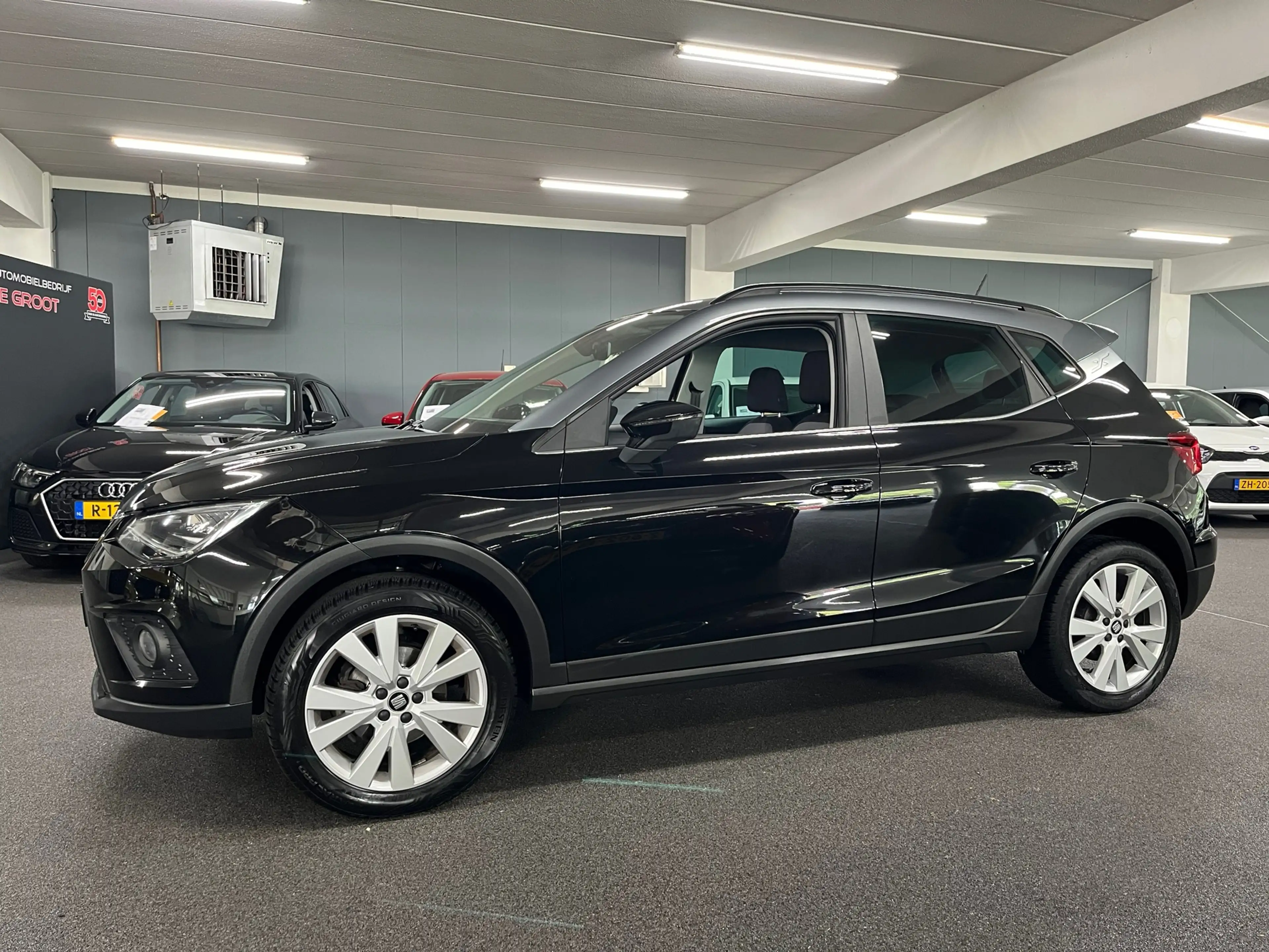 SEAT Arona 1.0 TSI Xcellence Launch Edition / Navi /Apple Car — photo 9