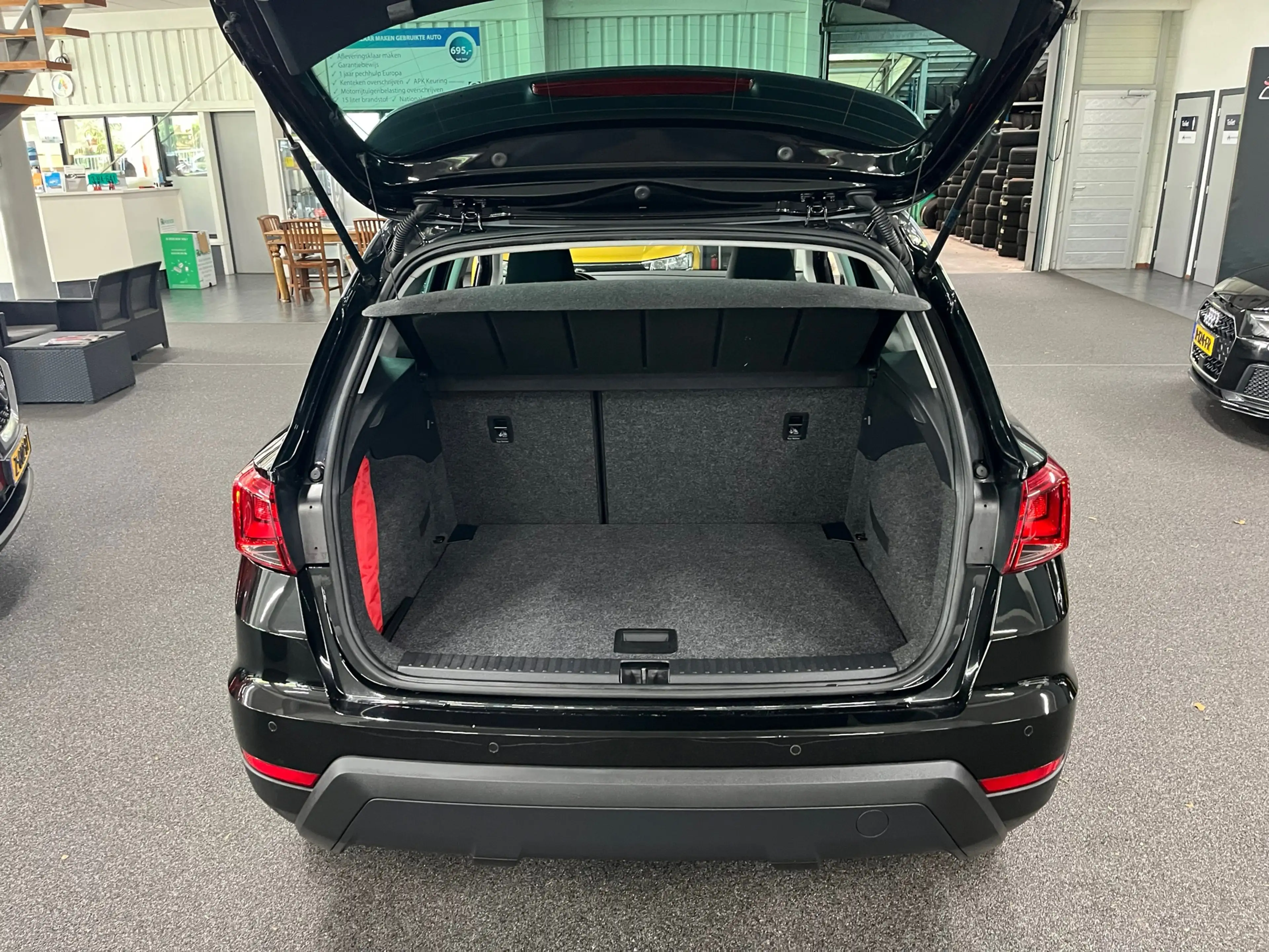 SEAT Arona 1.0 TSI Xcellence Launch Edition / Navi /Apple Car — photo 15