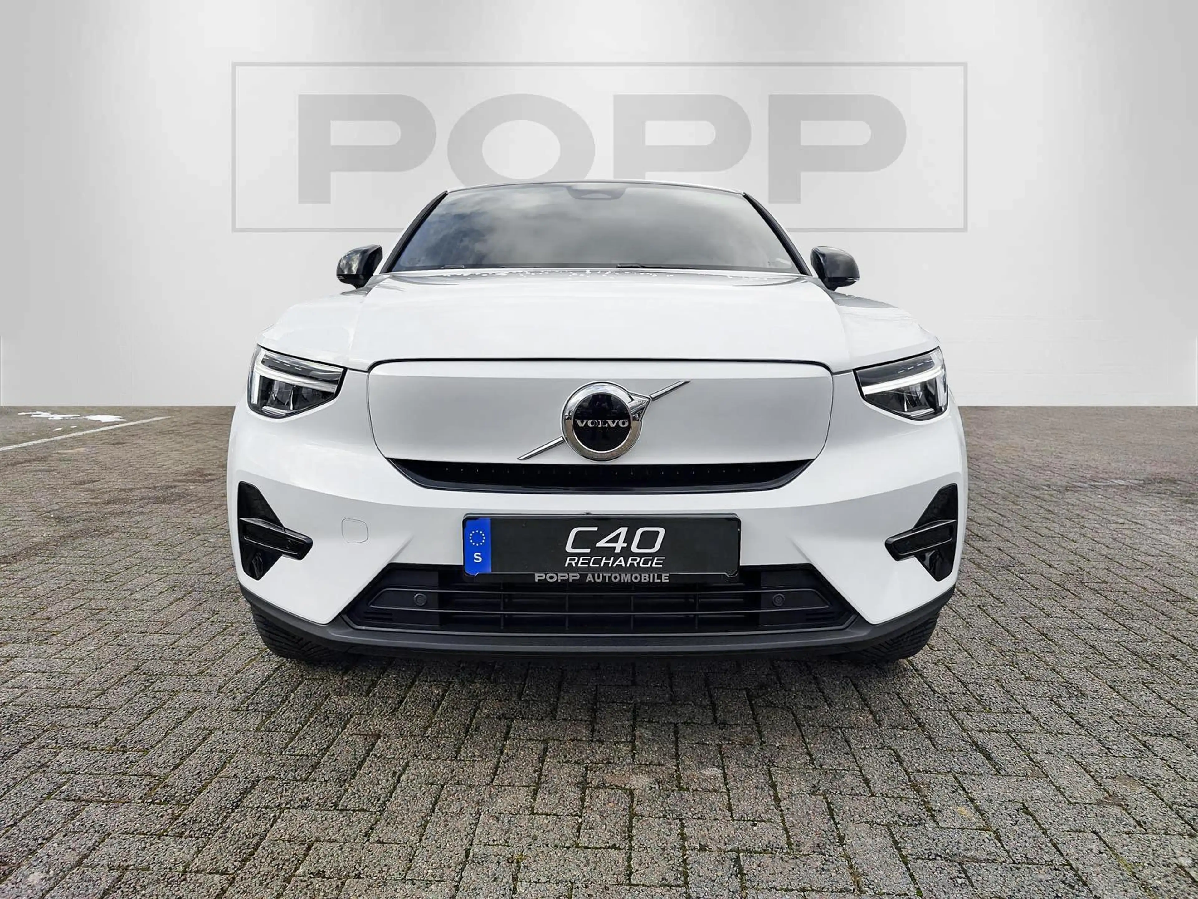 Volvo C40 EC40 Twin Motor AWD Plus LHZ SHZ WÄPU — photo 9
