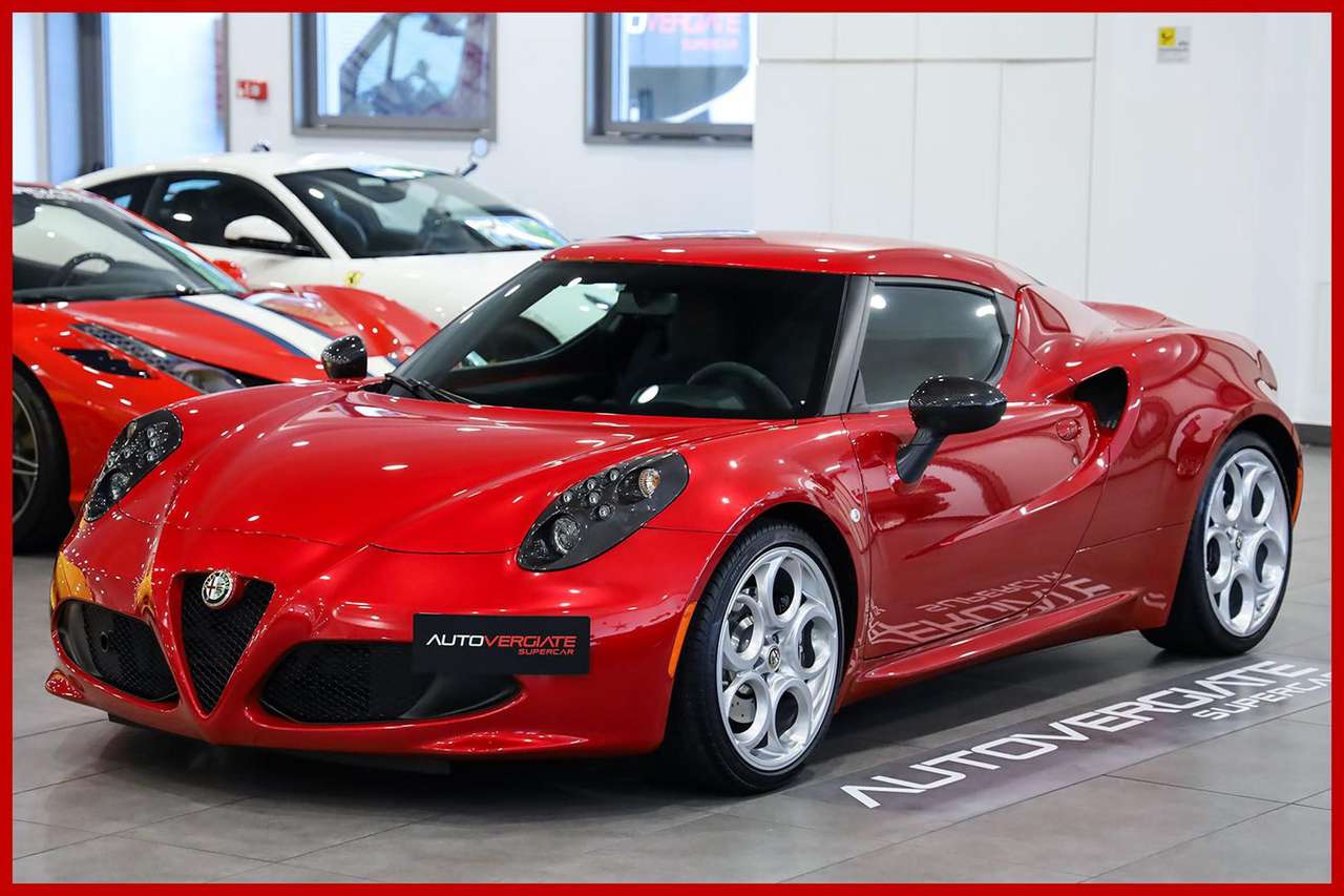 Alfa Romeo 4C **1750 TBi|FULL CARBON SPEC