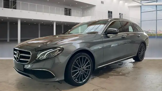 Mercedes-Benz E 300 9G TRONIC Sportstyle Edition
