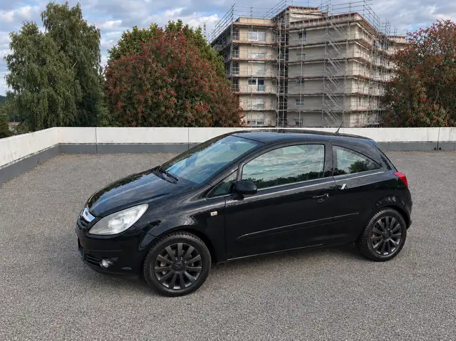 Opel Corsa view 3