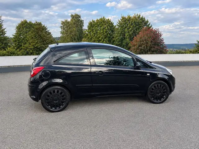 Opel Corsa view 5